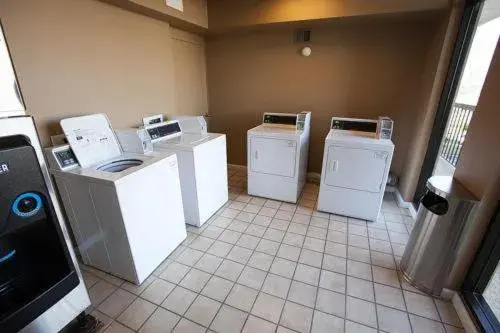 laundry in Home2 Suites by Hilton Outer Banks Kill Devil Hills laundry in Home2 Suites by Hilton Outer Banks Kill Devil Hills