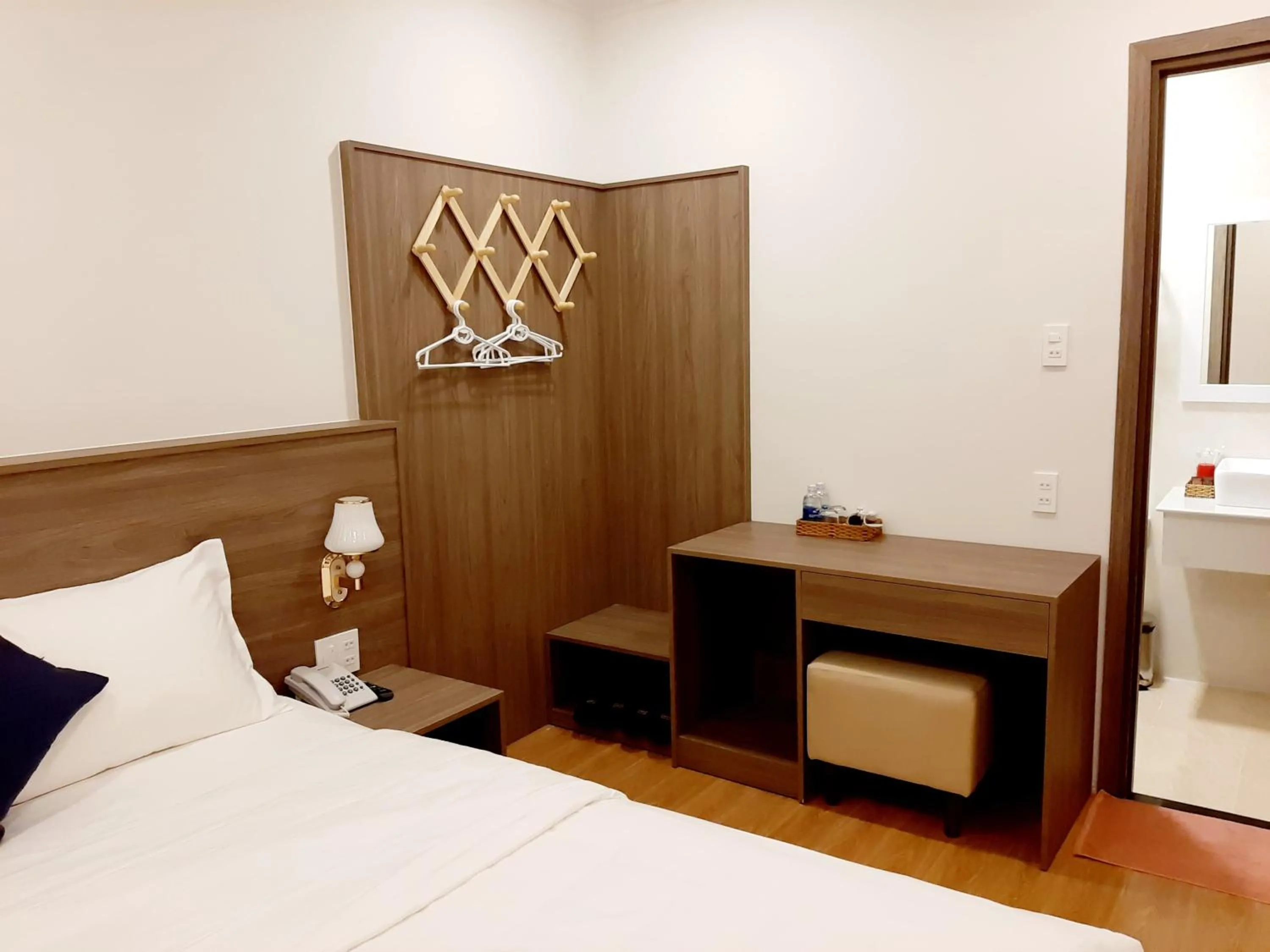 Bed in DẠ LAN HOTEL