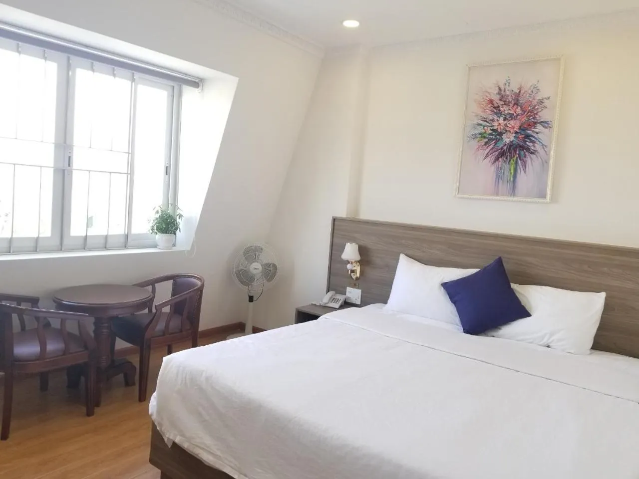 Bed in DẠ LAN HOTEL