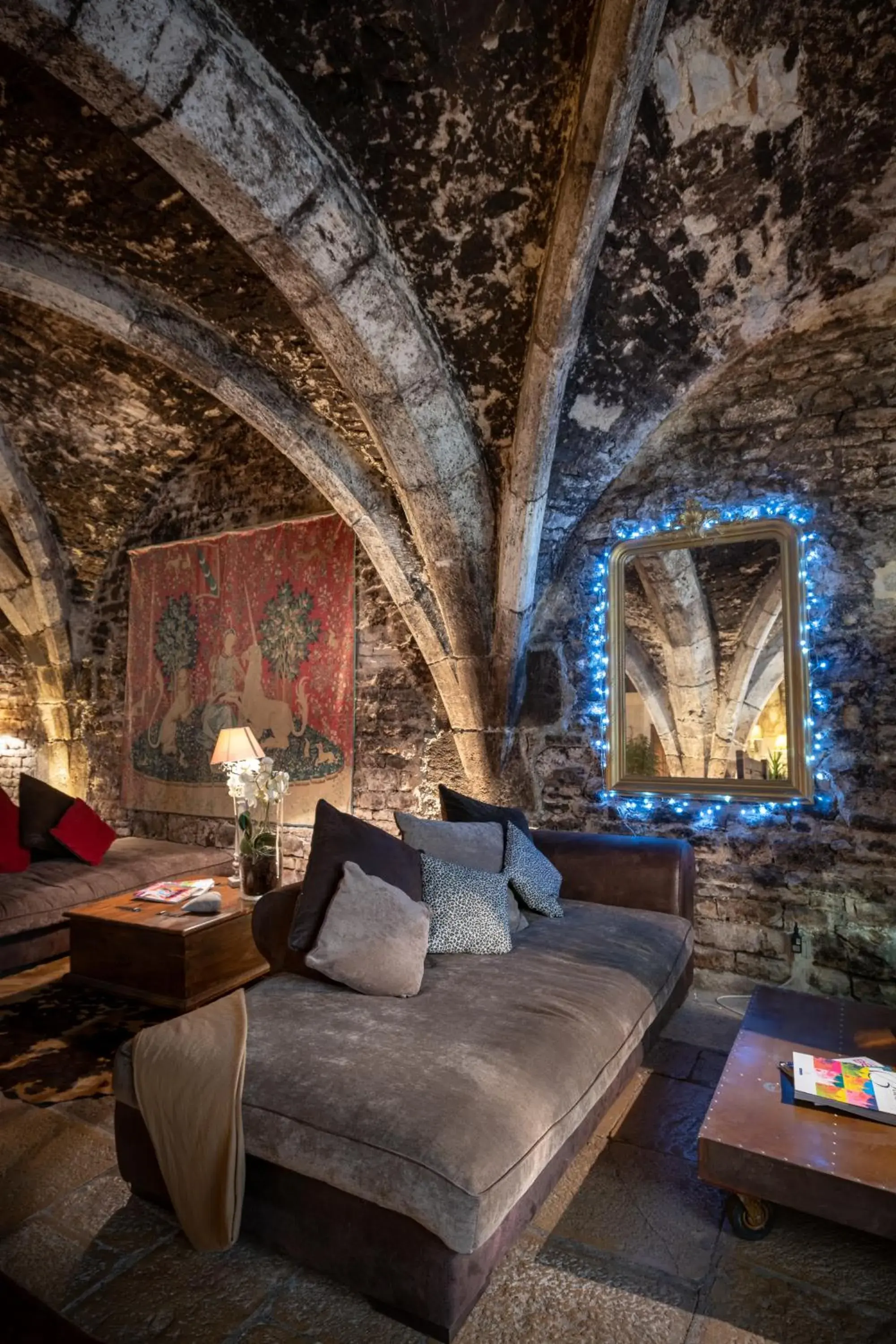 Lounge or bar in Abbaye de Maizières Lounge or bar in Abbaye de Maizières