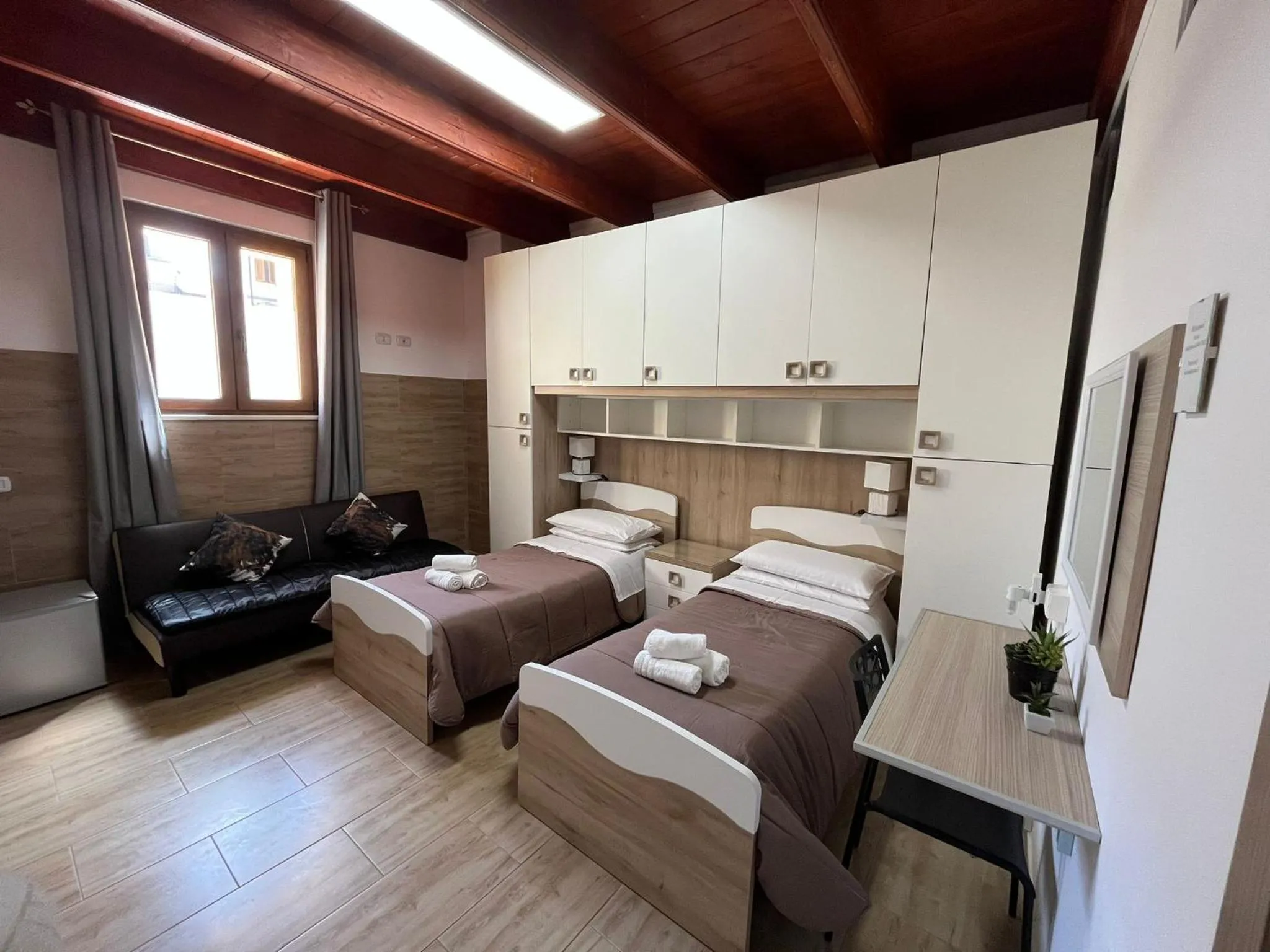 Bedroom, Bed in Affittacamere Vicino al Porto