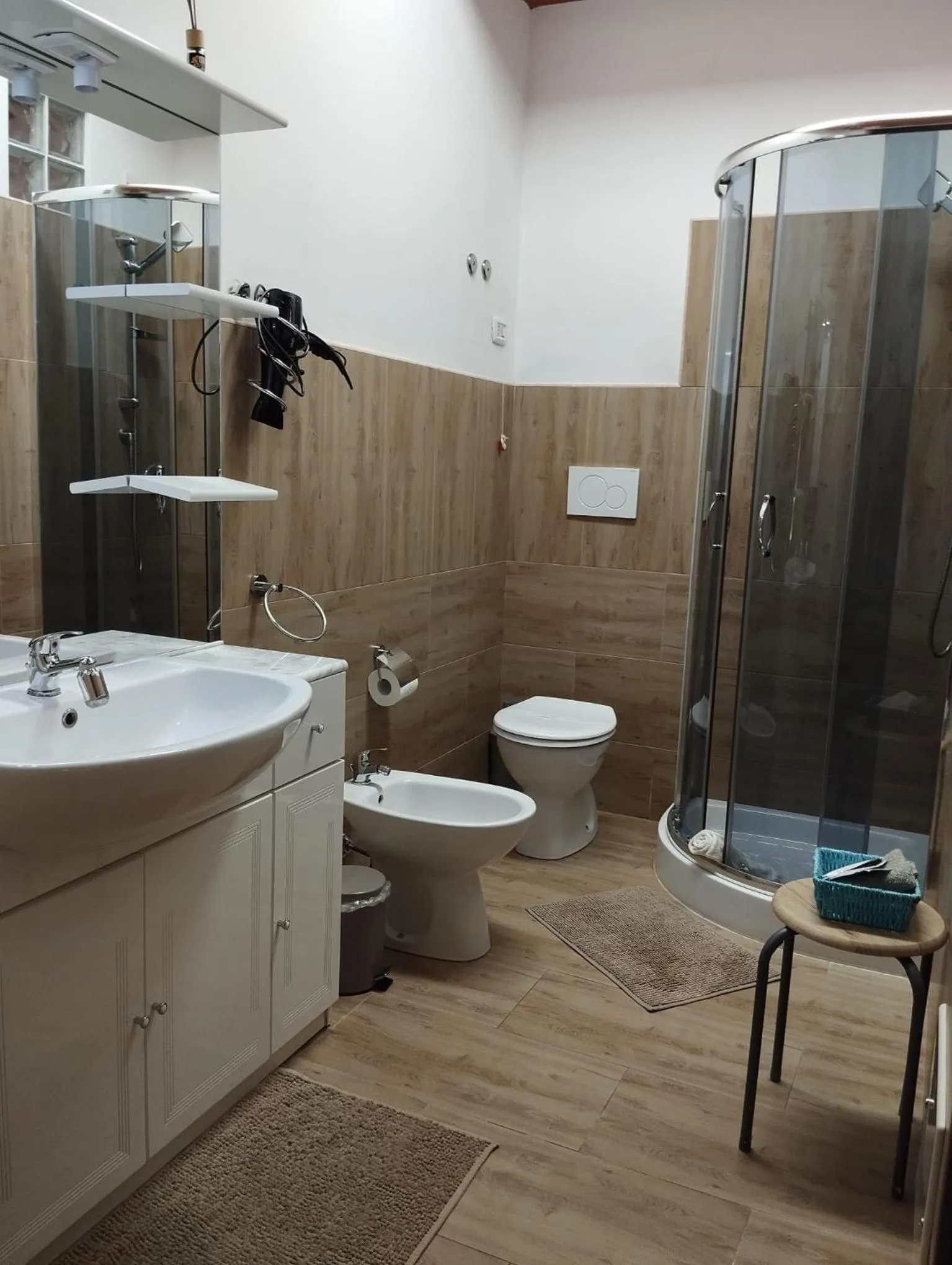 Toilet in Affittacamere Vicino al Porto