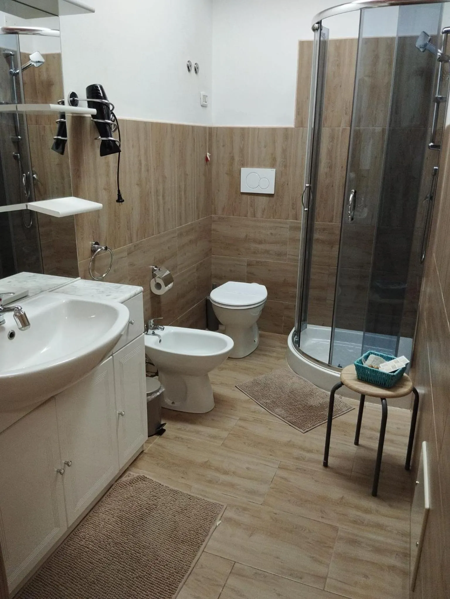 Toilet in Affittacamere Vicino al Porto