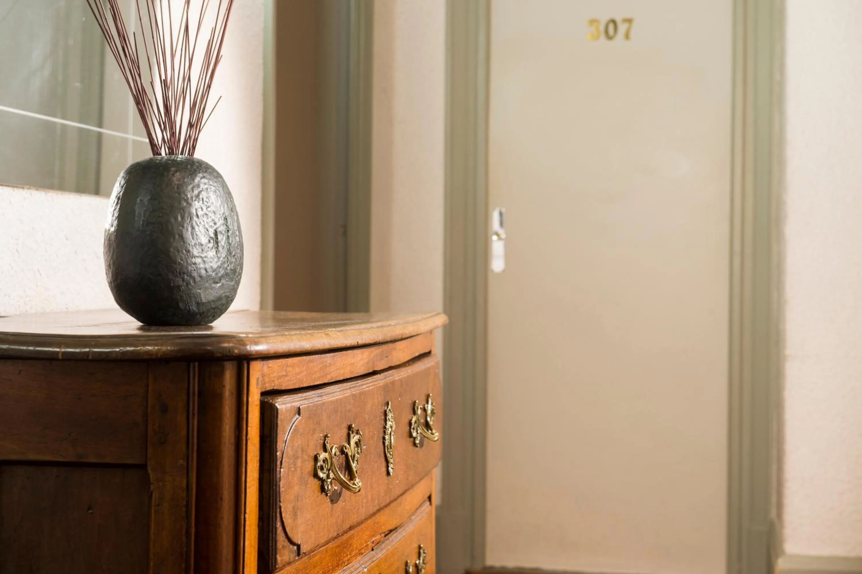 Day in La Résidence