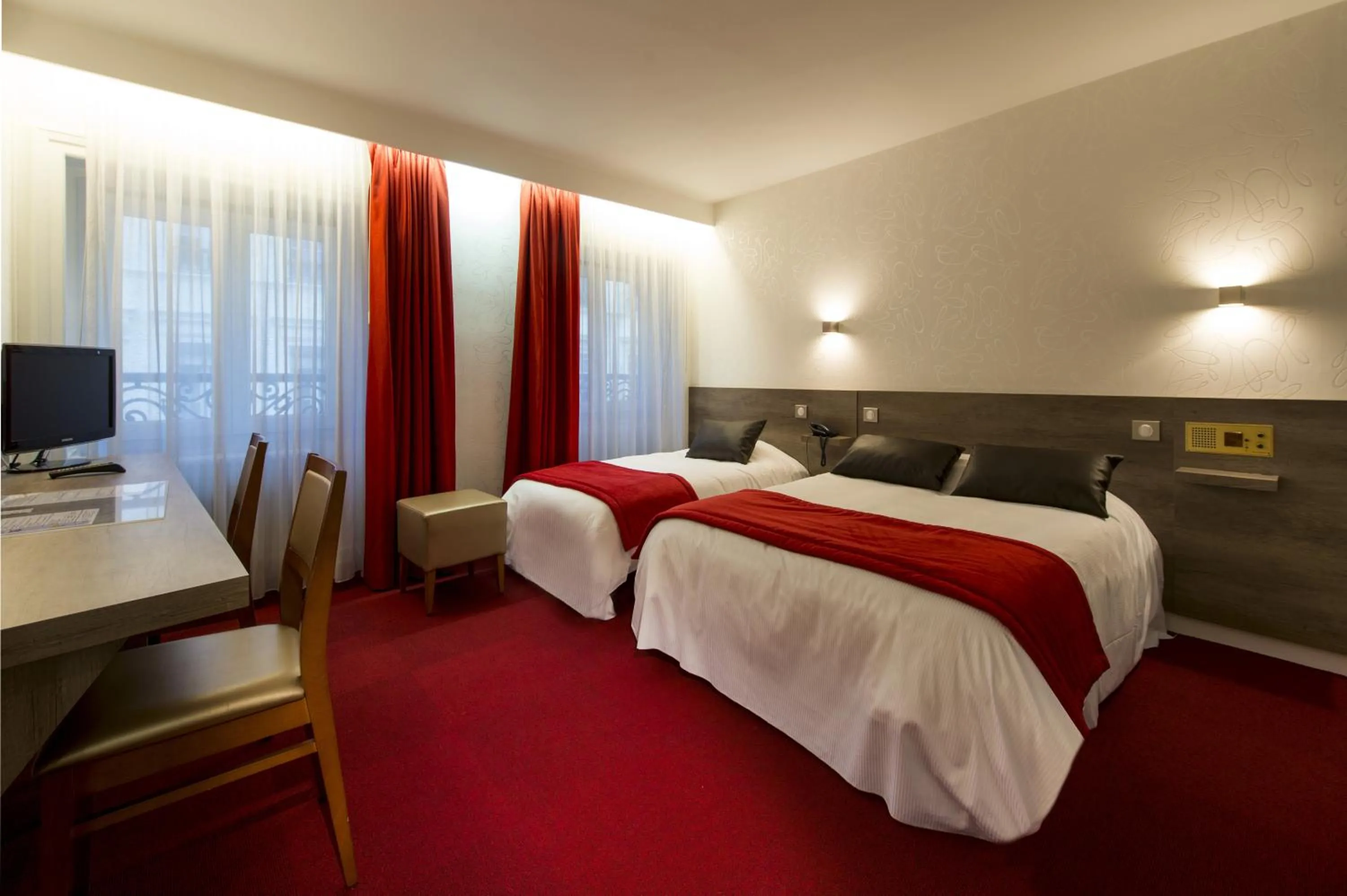 Other, Bed in La Résidence