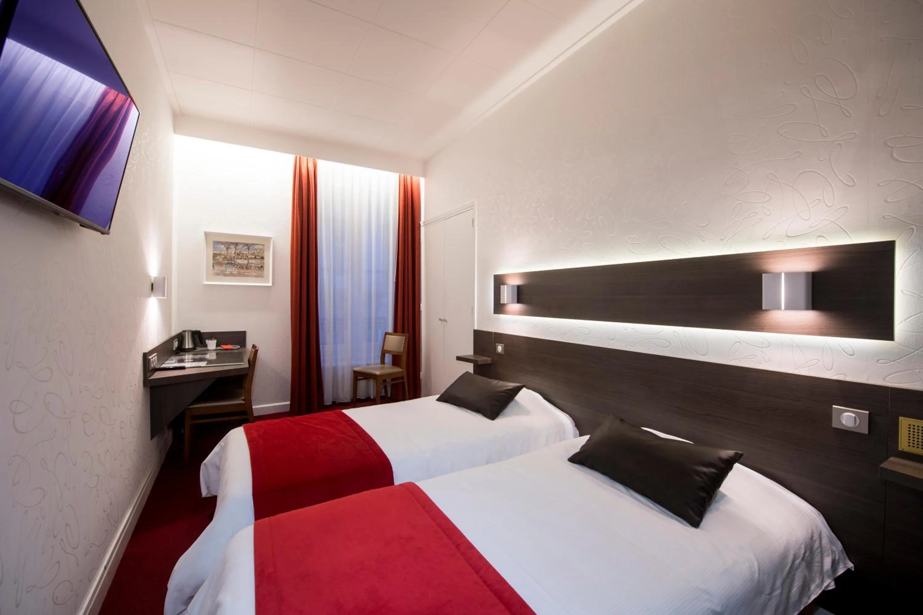 TV and multimedia, Bed in La Résidence