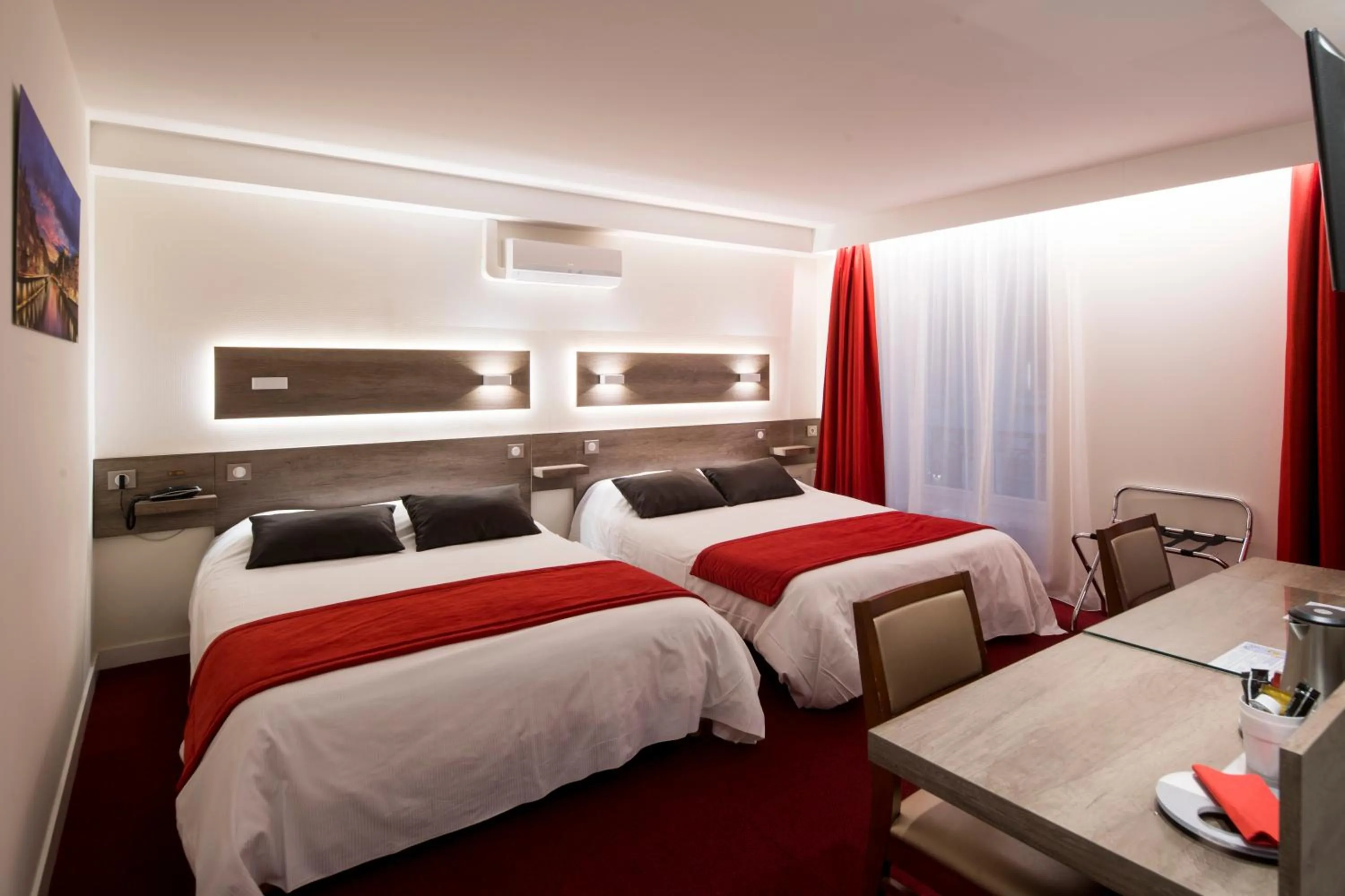 TV and multimedia, Bed in La Résidence