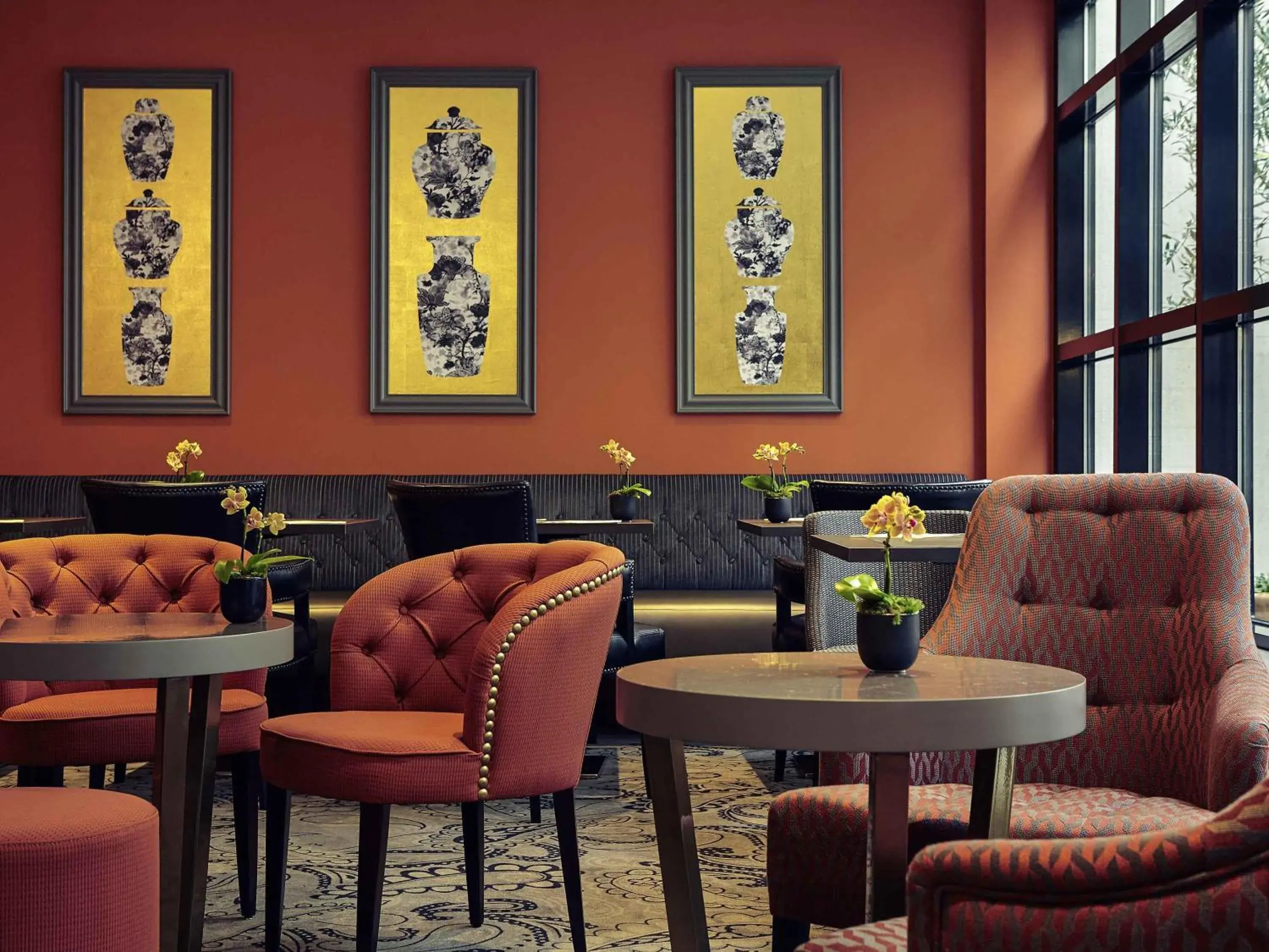 Lounge or bar in Mercure Tour Eiffel Grenelle Lounge or bar in Mercure Tour Eiffel Grenelle