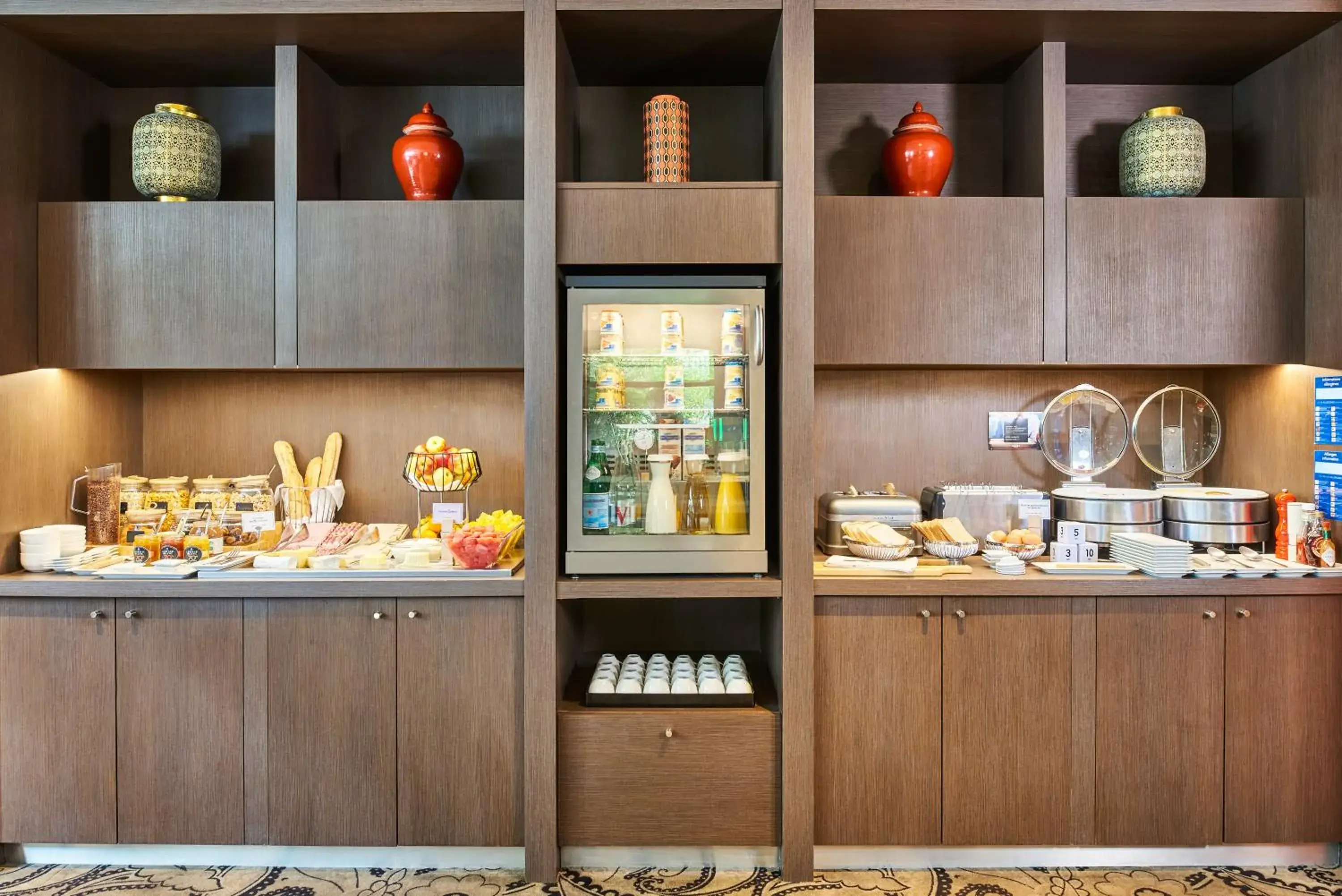 Breakfast in Mercure Tour Eiffel Grenelle Breakfast in Mercure Tour Eiffel Grenelle