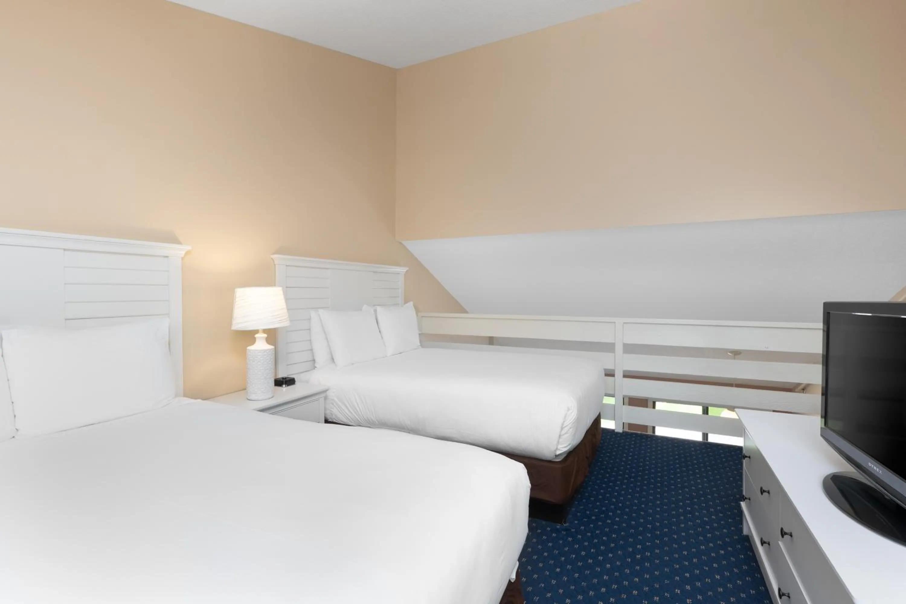 Bed in Seacastles Resort