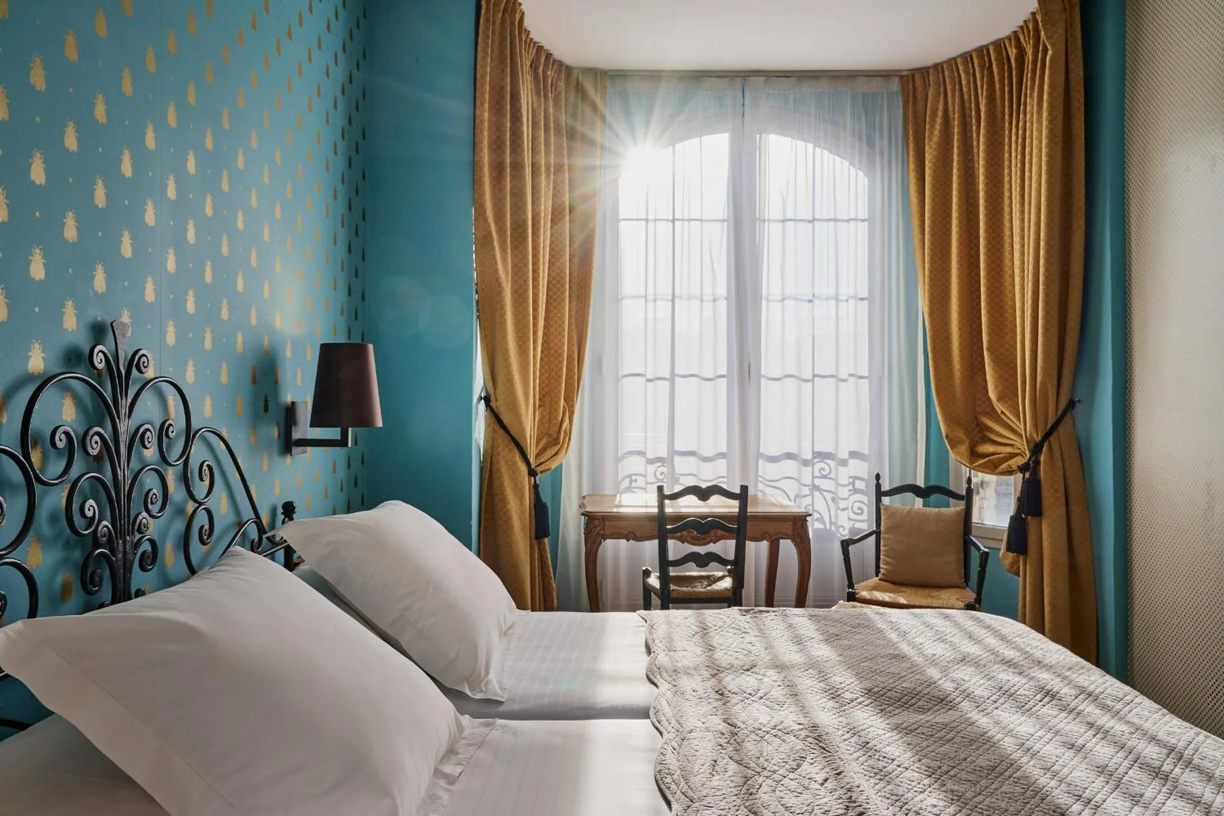 Bedroom, Bed in Hotel Le Grimaldi by Happyculture