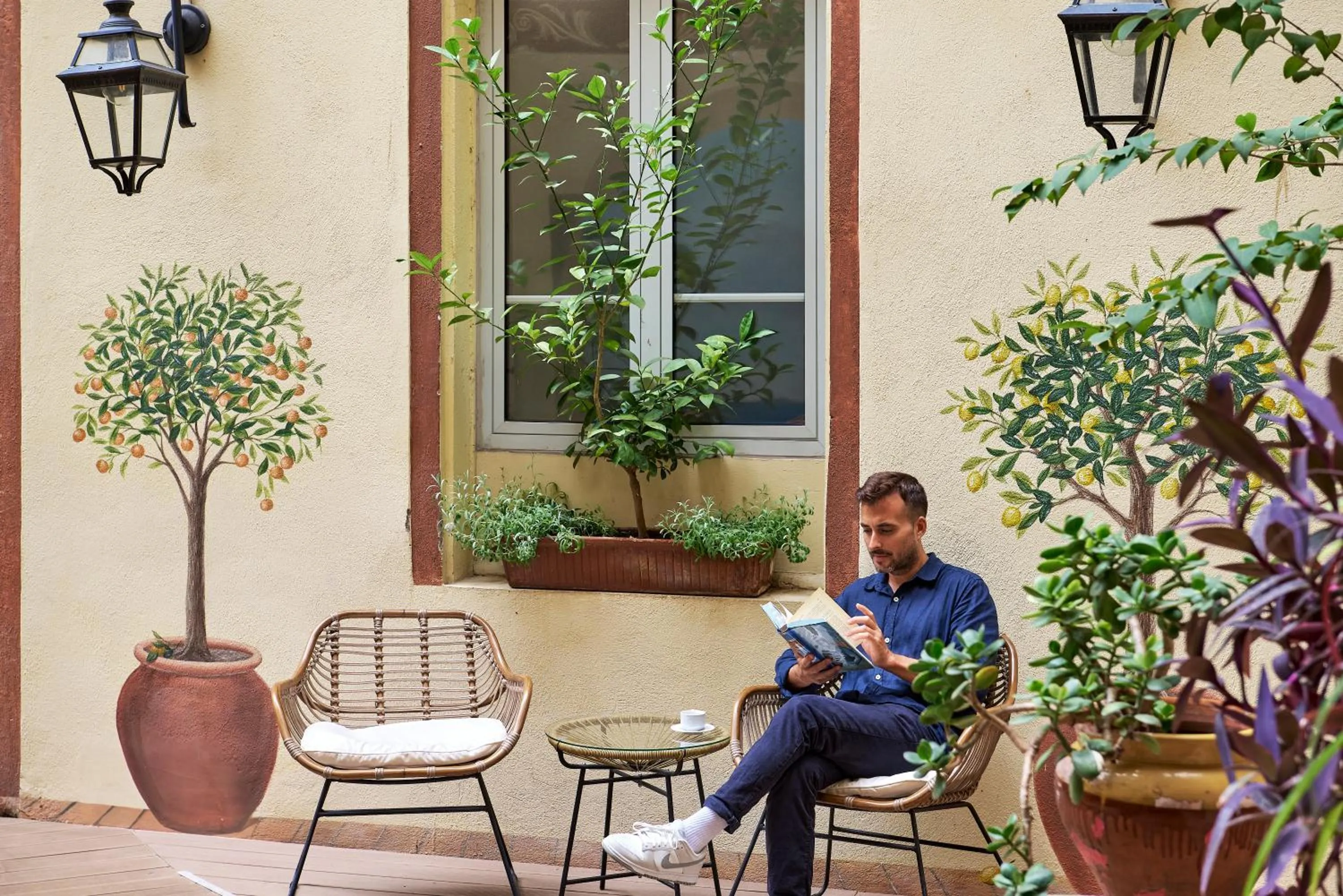 Balcony/Terrace in Hotel Le Grimaldi by Happyculture