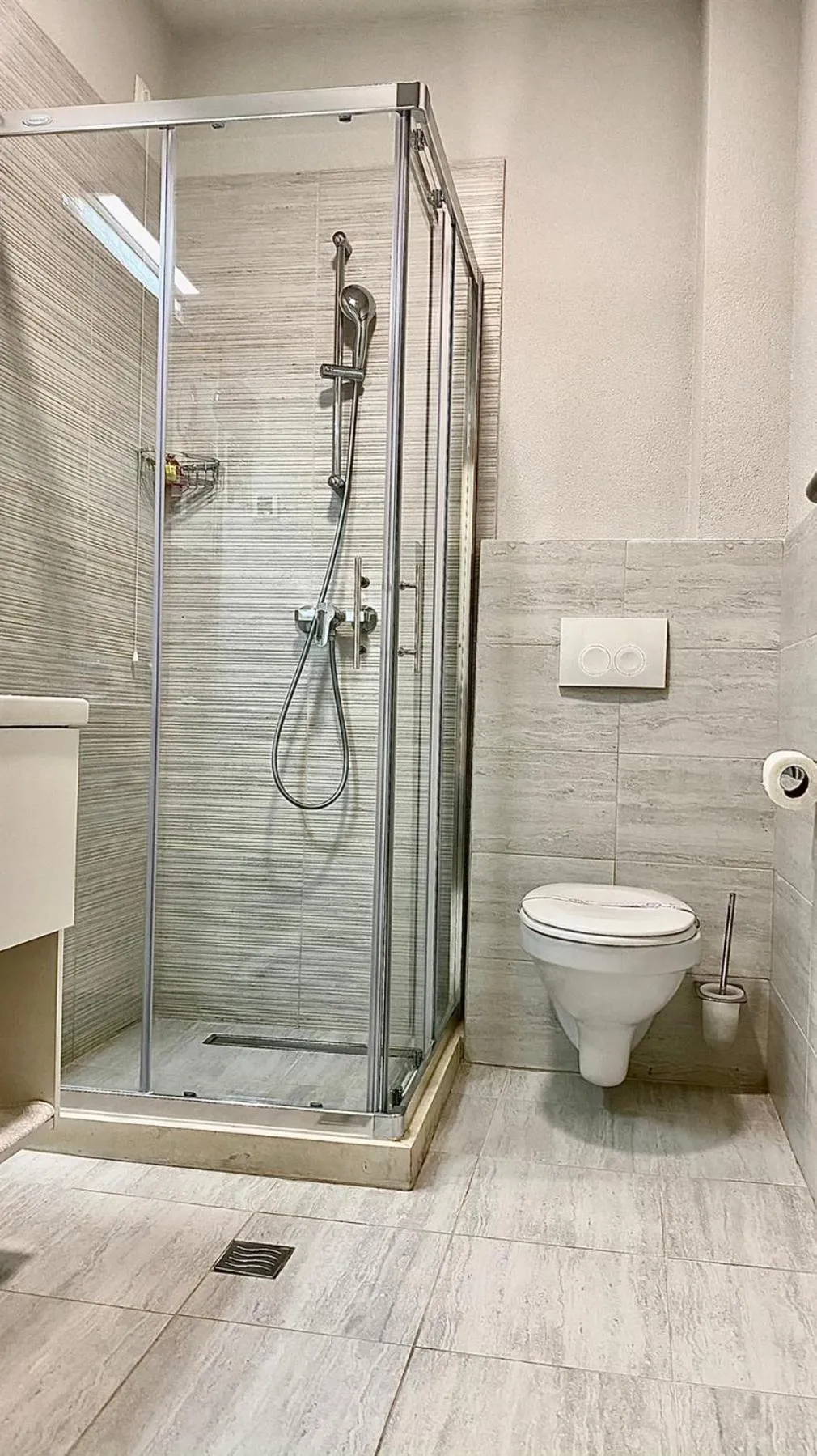 Bathroom in Hotel Olimpija plus