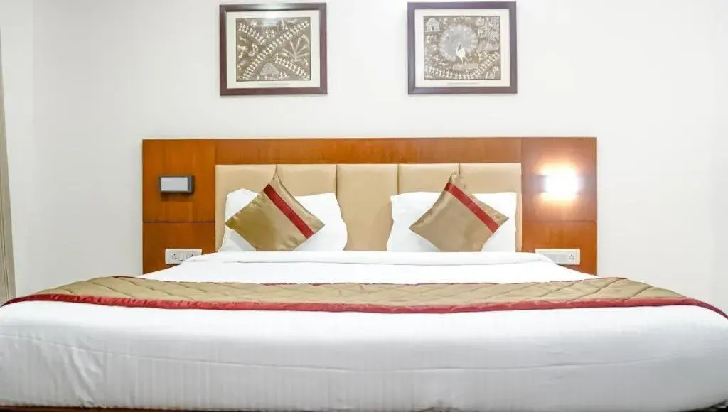 Bed in The Altruist Hotel Navi Mumbai-1 Bed in The Altruist Hotel Navi Mumbai-1