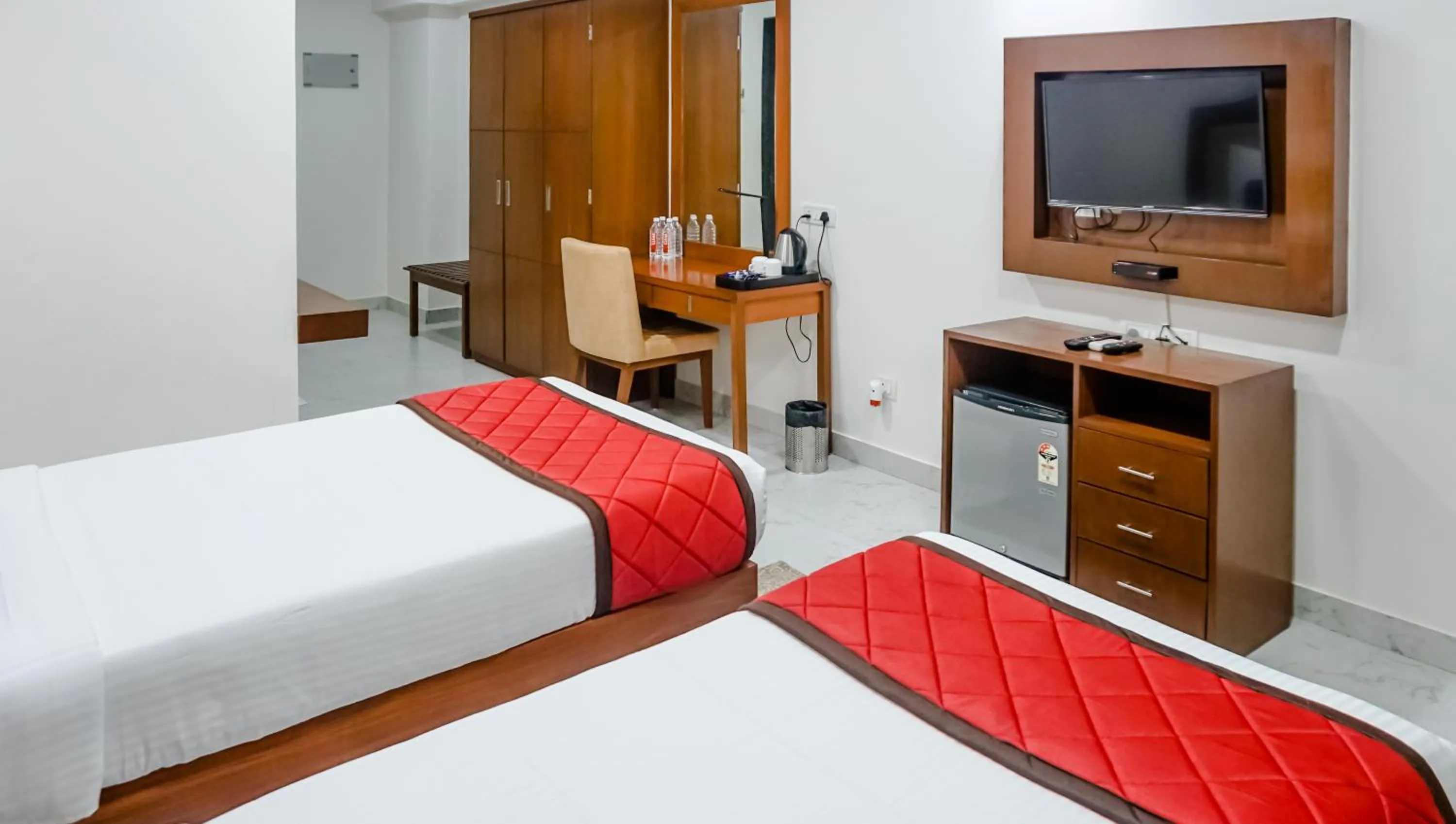 Bed in The Altruist Hotel Navi Mumbai-1