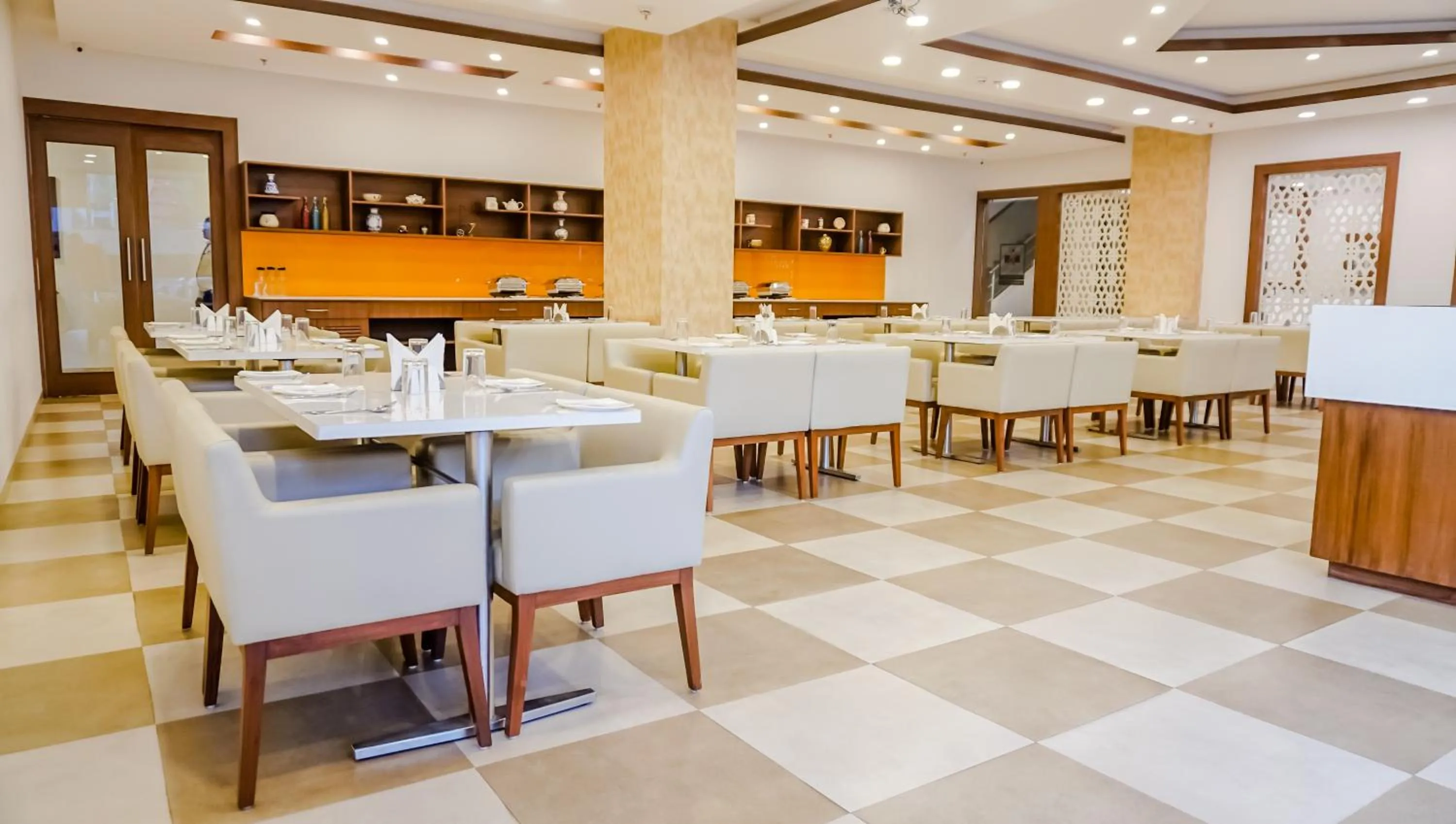 Restaurant/places to eat in The Altruist Hotel Navi Mumbai-1