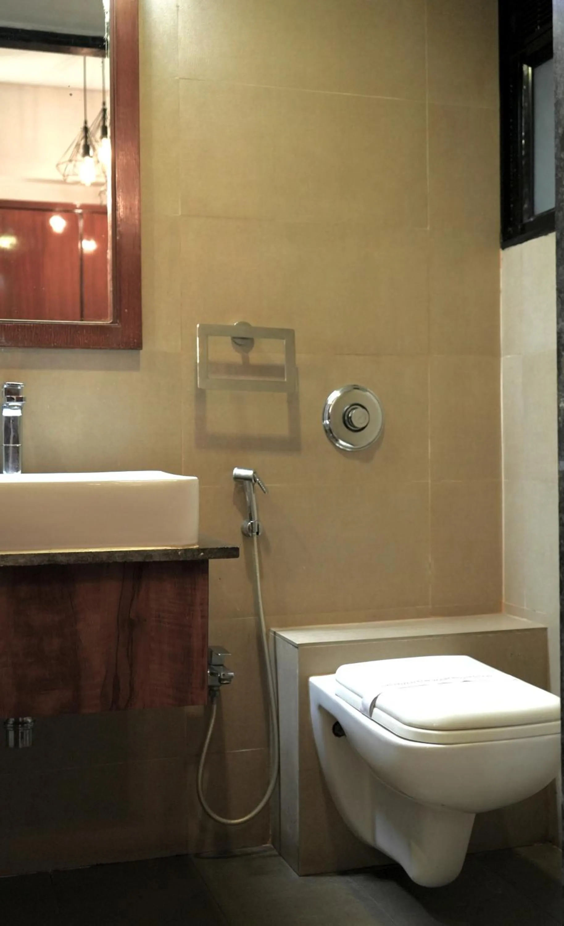 Bathroom in The Altruist Hotel Navi Mumbai-1