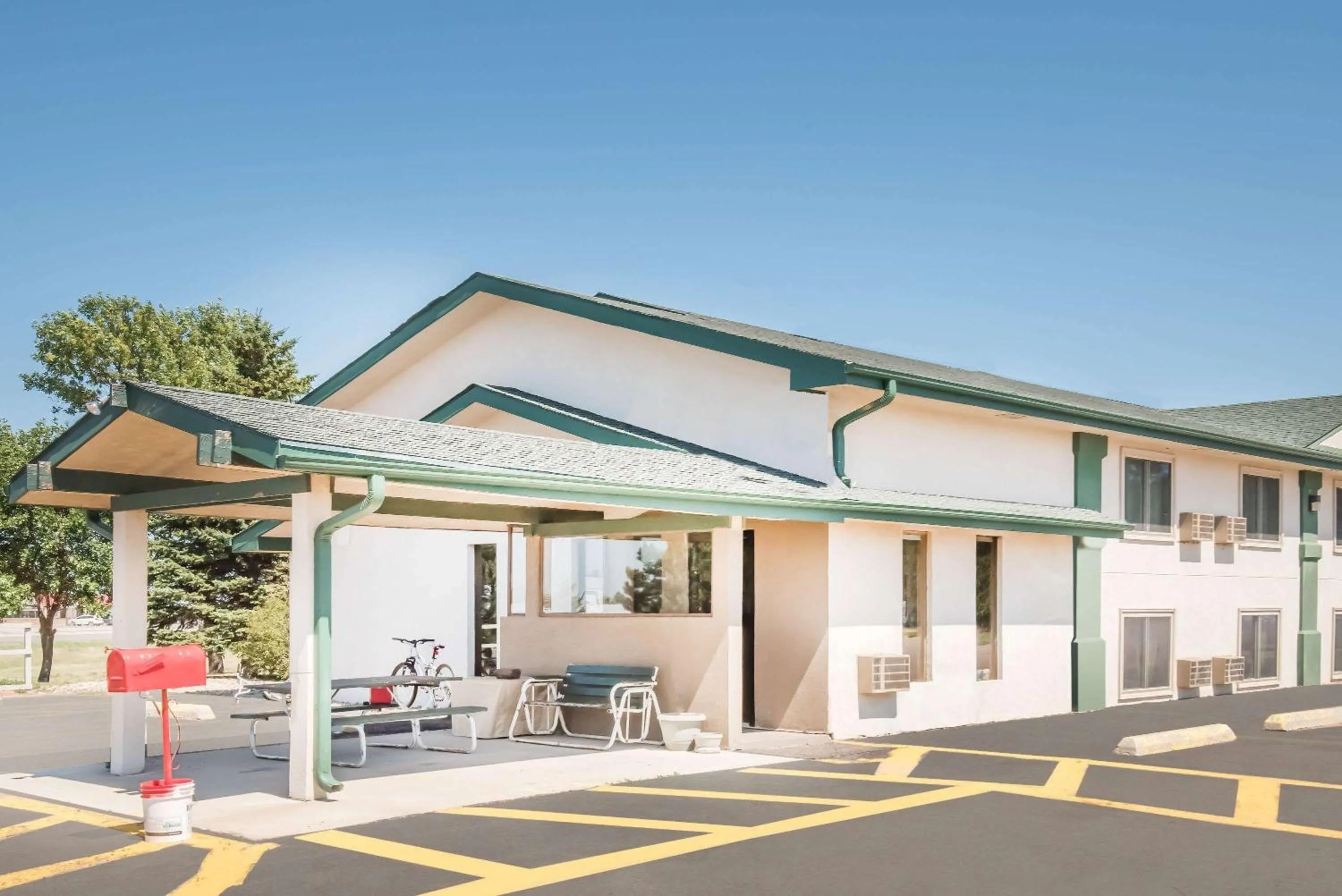 Property building in Super 8 by Wyndham Miller