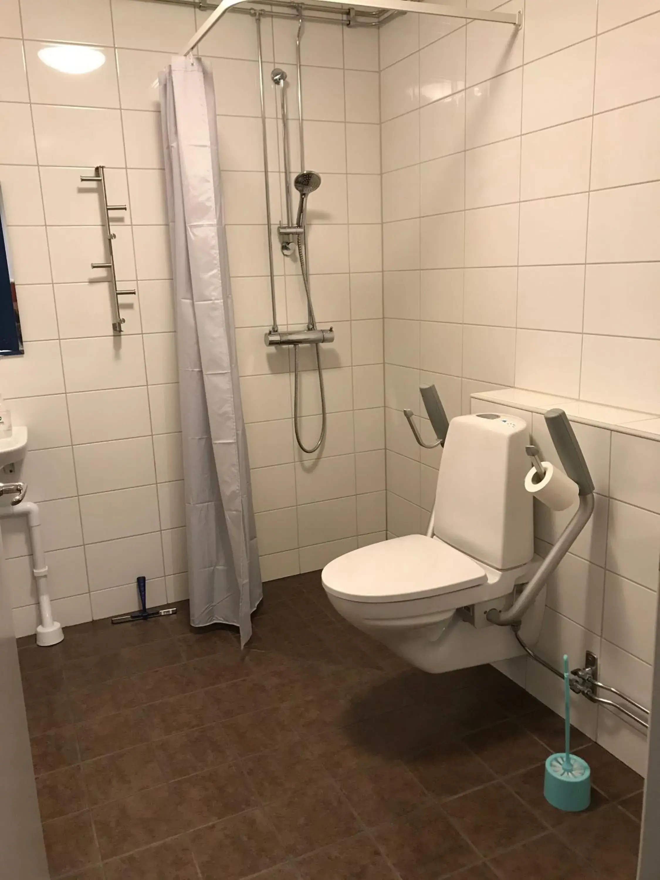 Family Room with Private Bathroom - single occupancy in Åsens Vandrarhem Uvboet Family Room with Private Bathroom - single occupancy in Åsens Vandrarhem Uvboet