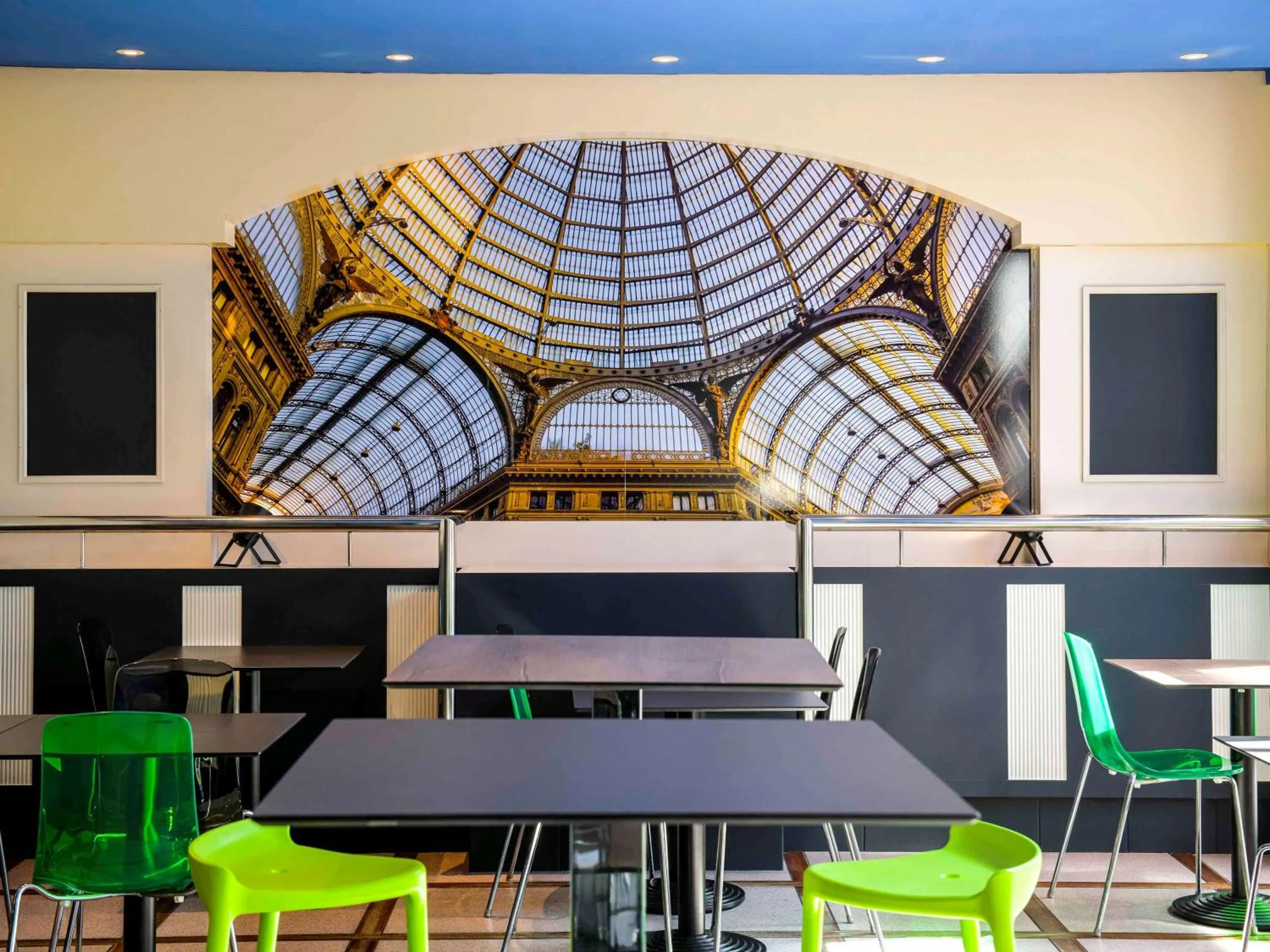 Restaurant/places to eat in ibis Styles Bordeaux Gare Saint-Jean