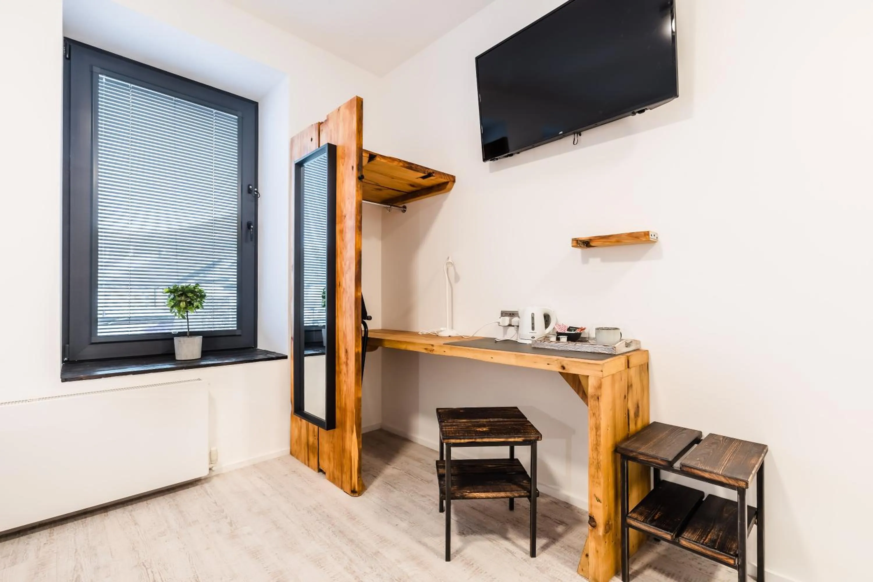 TV and multimedia in Cardiff Arms Bistro & Hotel