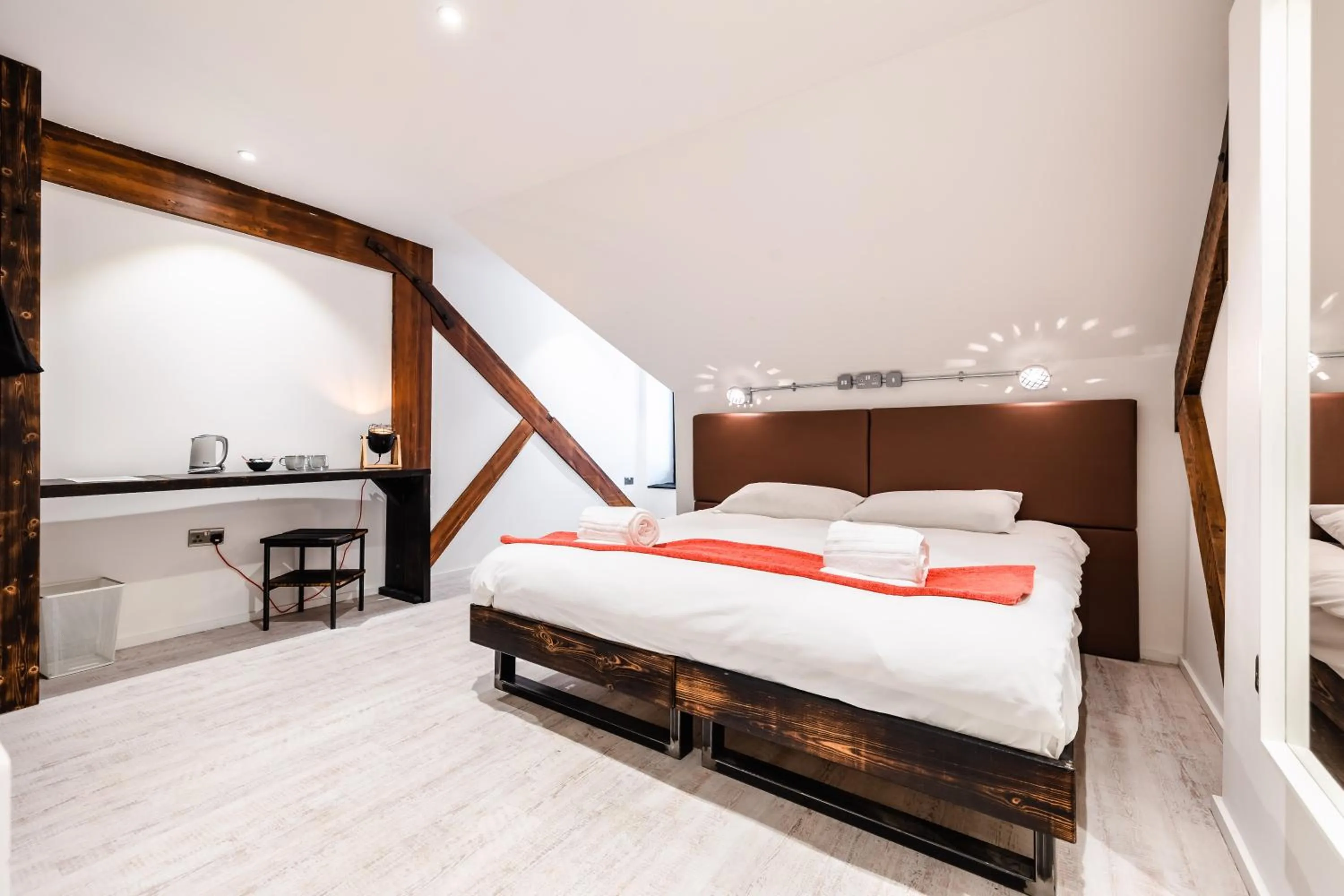 Bed in Cardiff Arms Bistro & Hotel