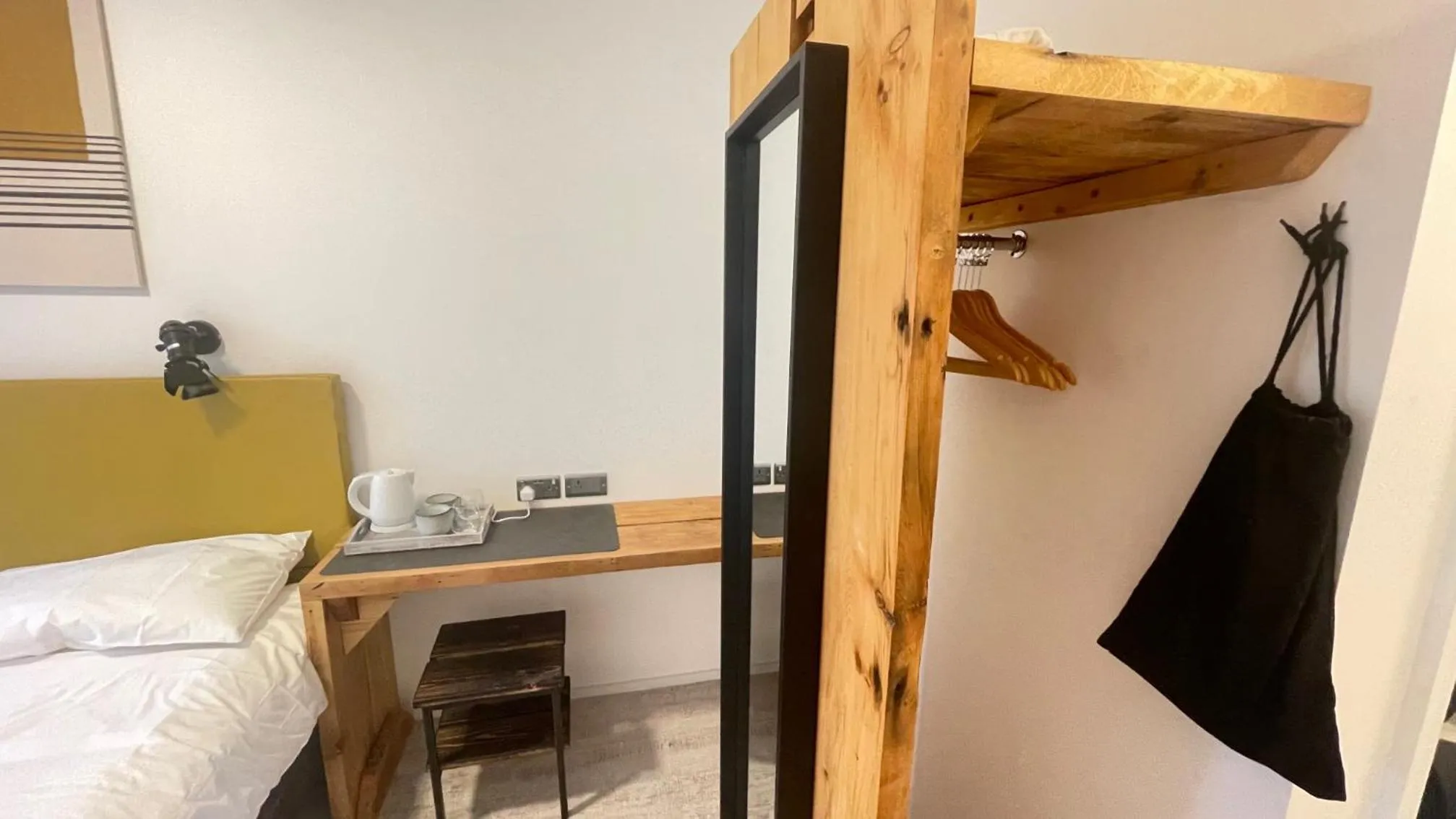 heating, Bed in Cardiff Arms Bistro & Hotel