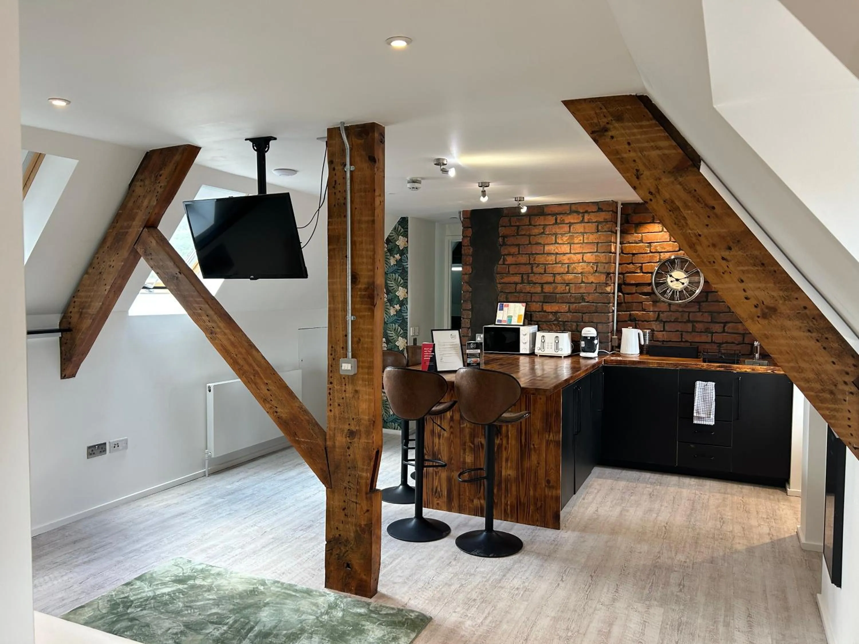 Kitchen or kitchenette in Cardiff Arms Bistro & Hotel