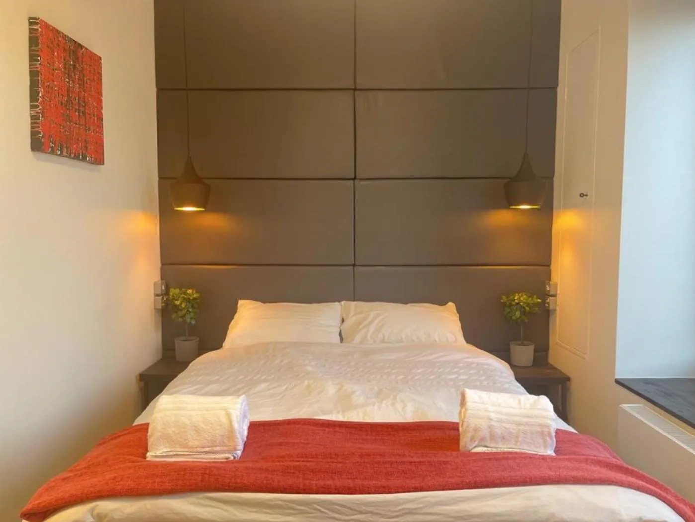 Bedroom, Bed in Cardiff Arms Bistro & Hotel