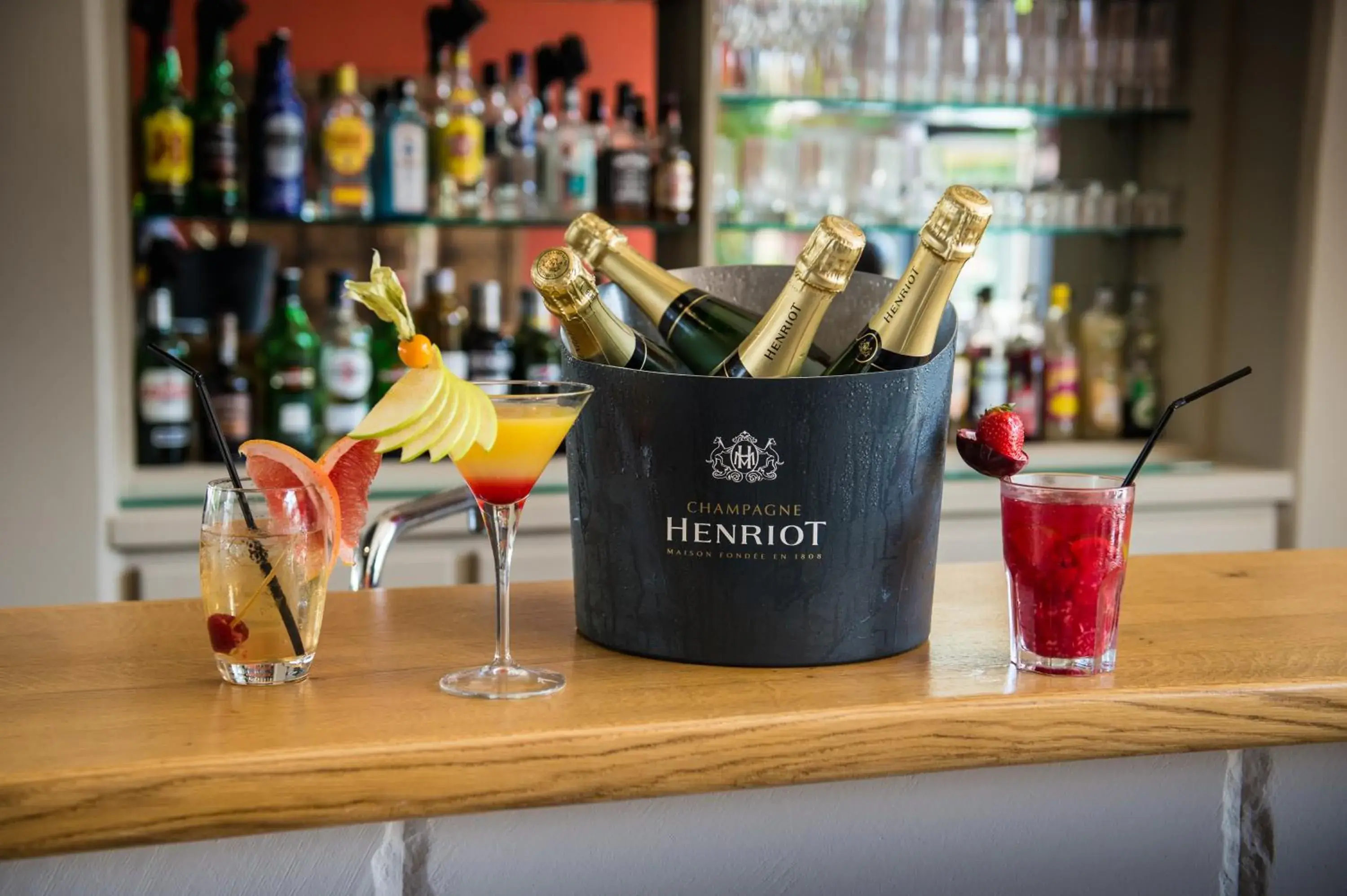 Lounge or bar in Avignon Grand Hotel Lounge or bar in Avignon Grand Hotel