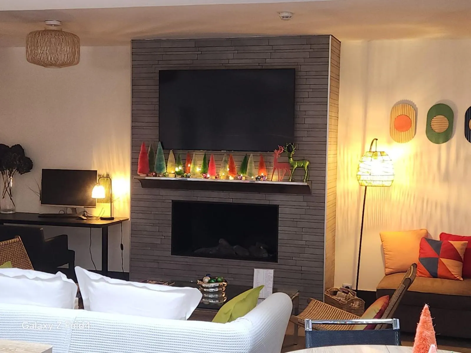 Living room in Porte de Versailles Hotel