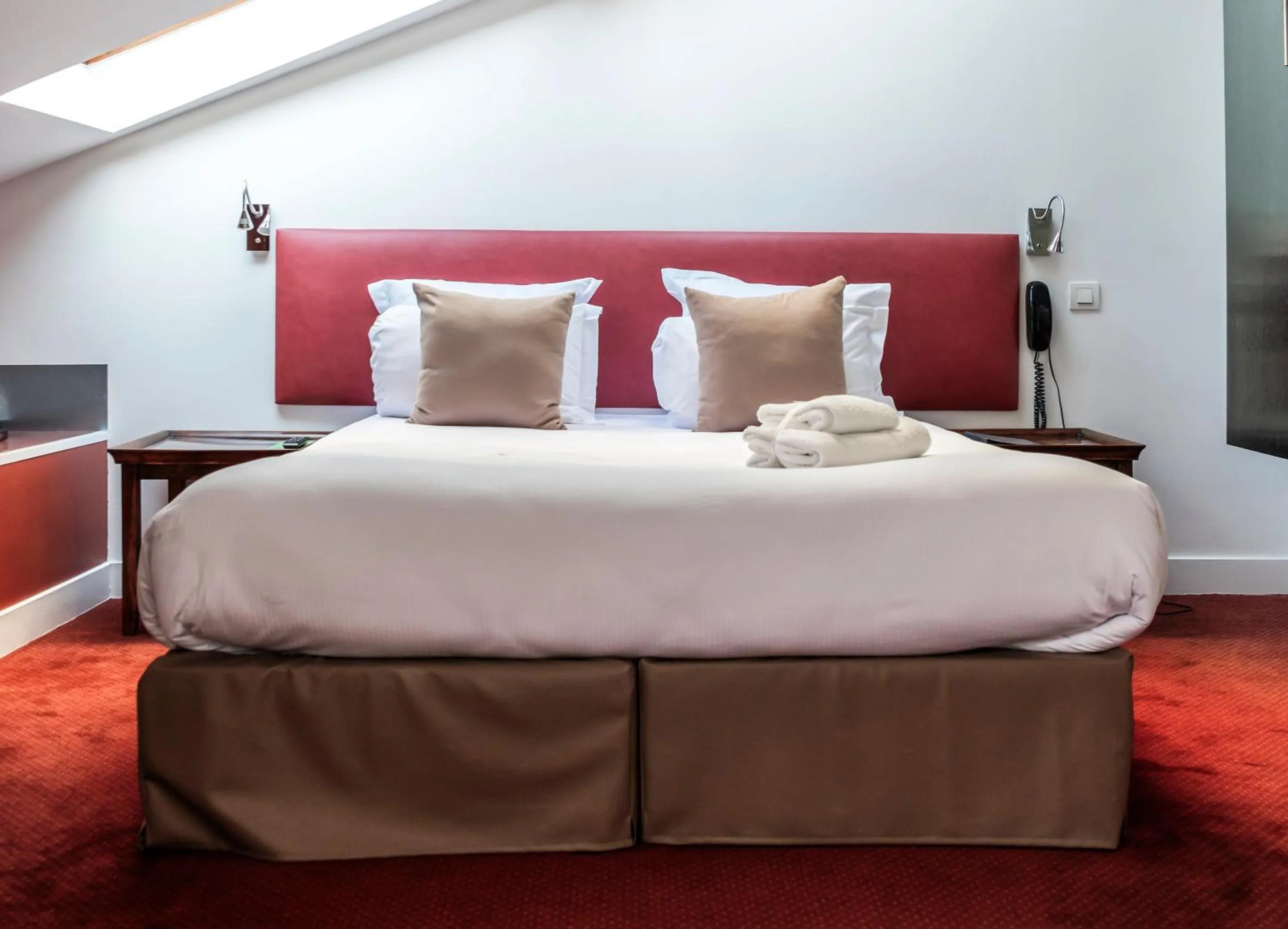 Bed in Porte de Versailles Hotel