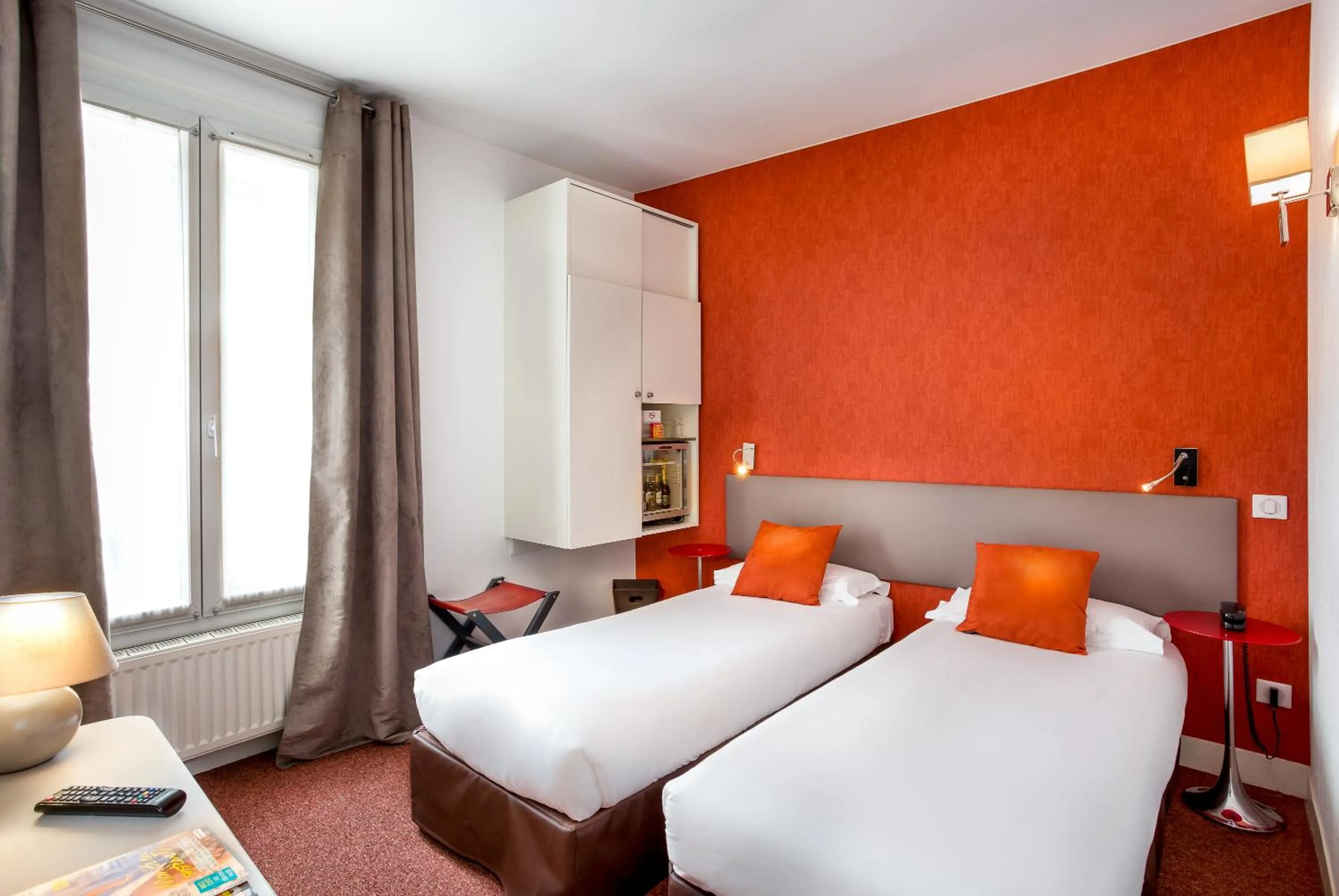 Bed in Porte de Versailles Hotel