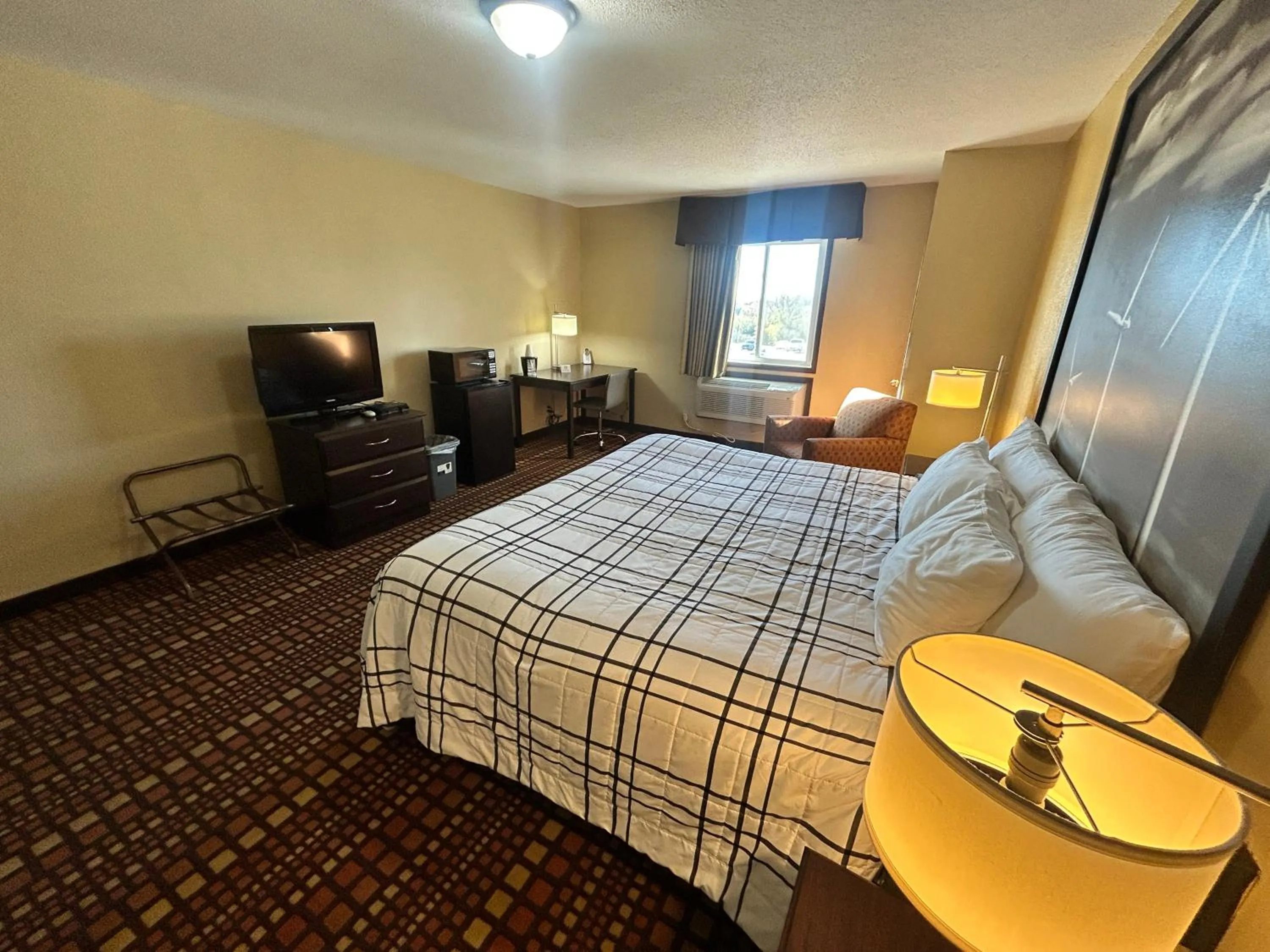 Bedroom, Bed in Relax Inn and Suite Adair I 80