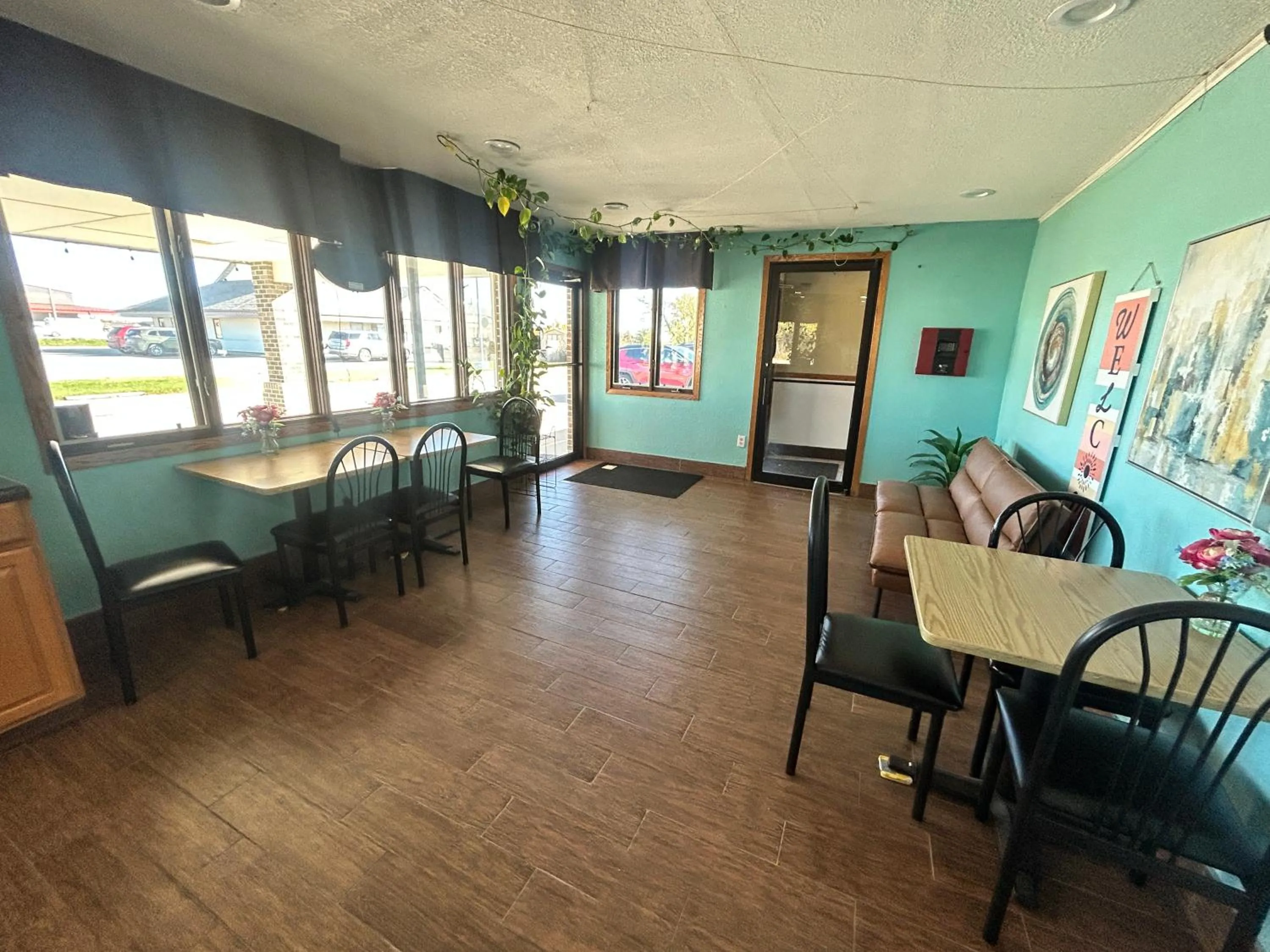 Lobby or reception in Relax Inn and Suite Adair I 80