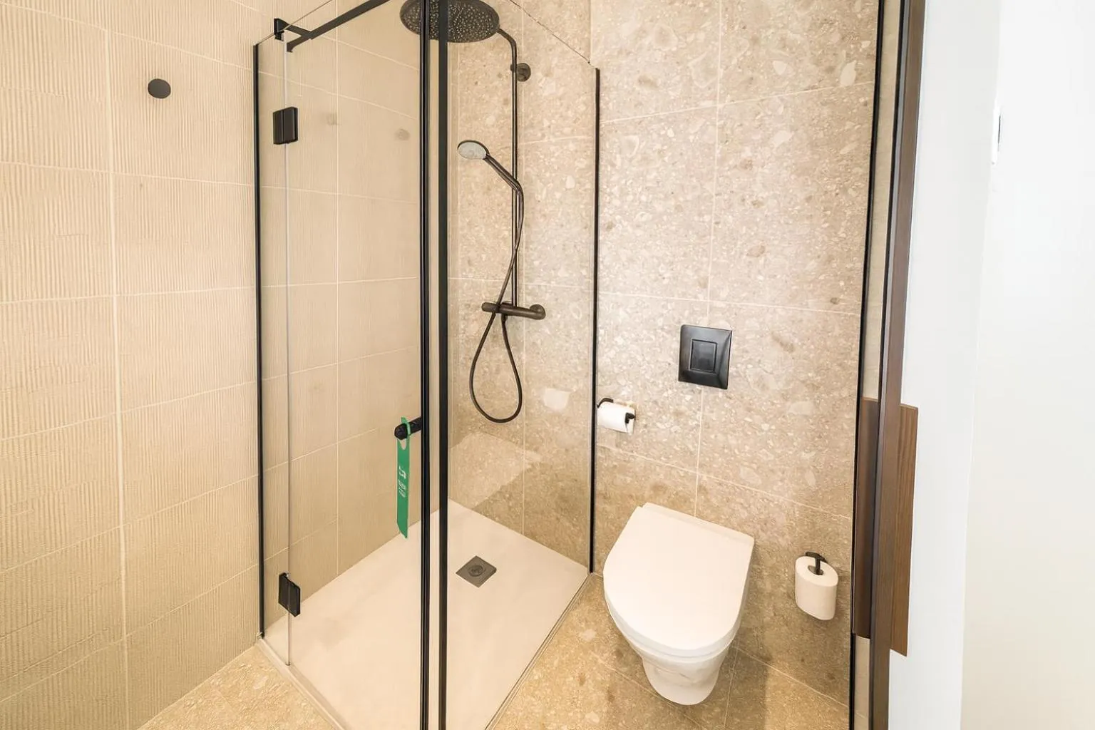 Golden Tulip Avignon Le Paradou