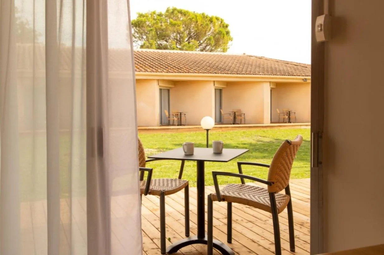 Golden Tulip Avignon Le Paradou