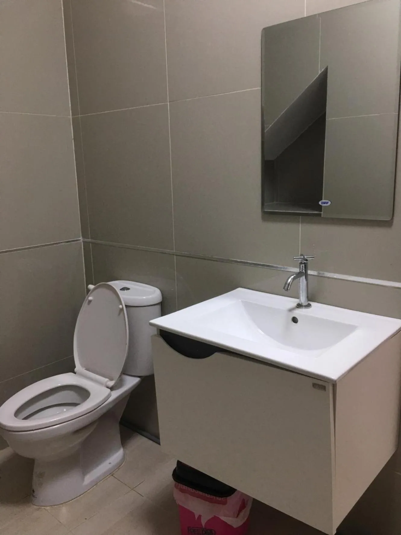 Toilet in Mae-Sa-Riang Home