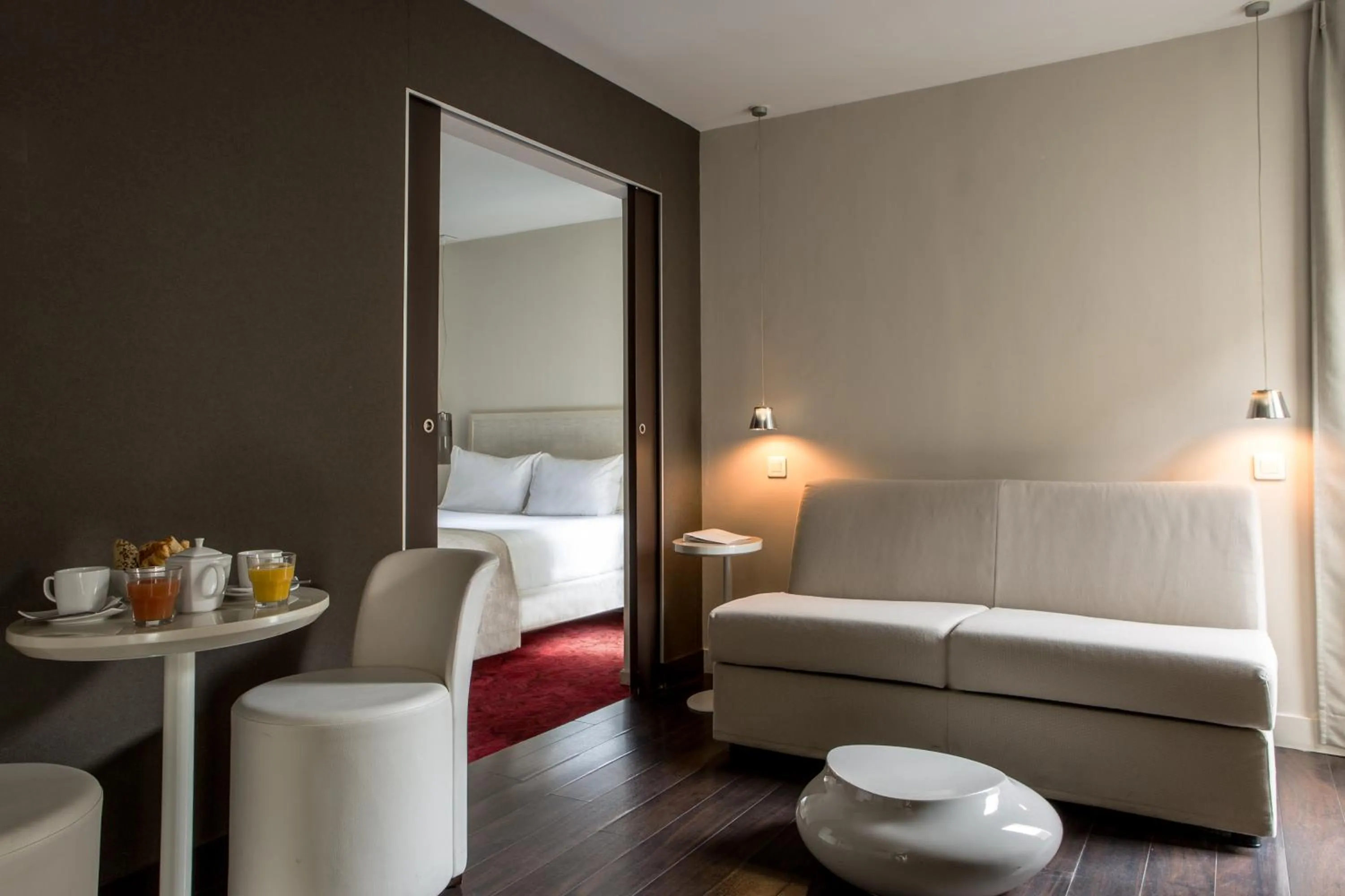 Photo of the whole room, Bed in Le Quartier Bercy-Square