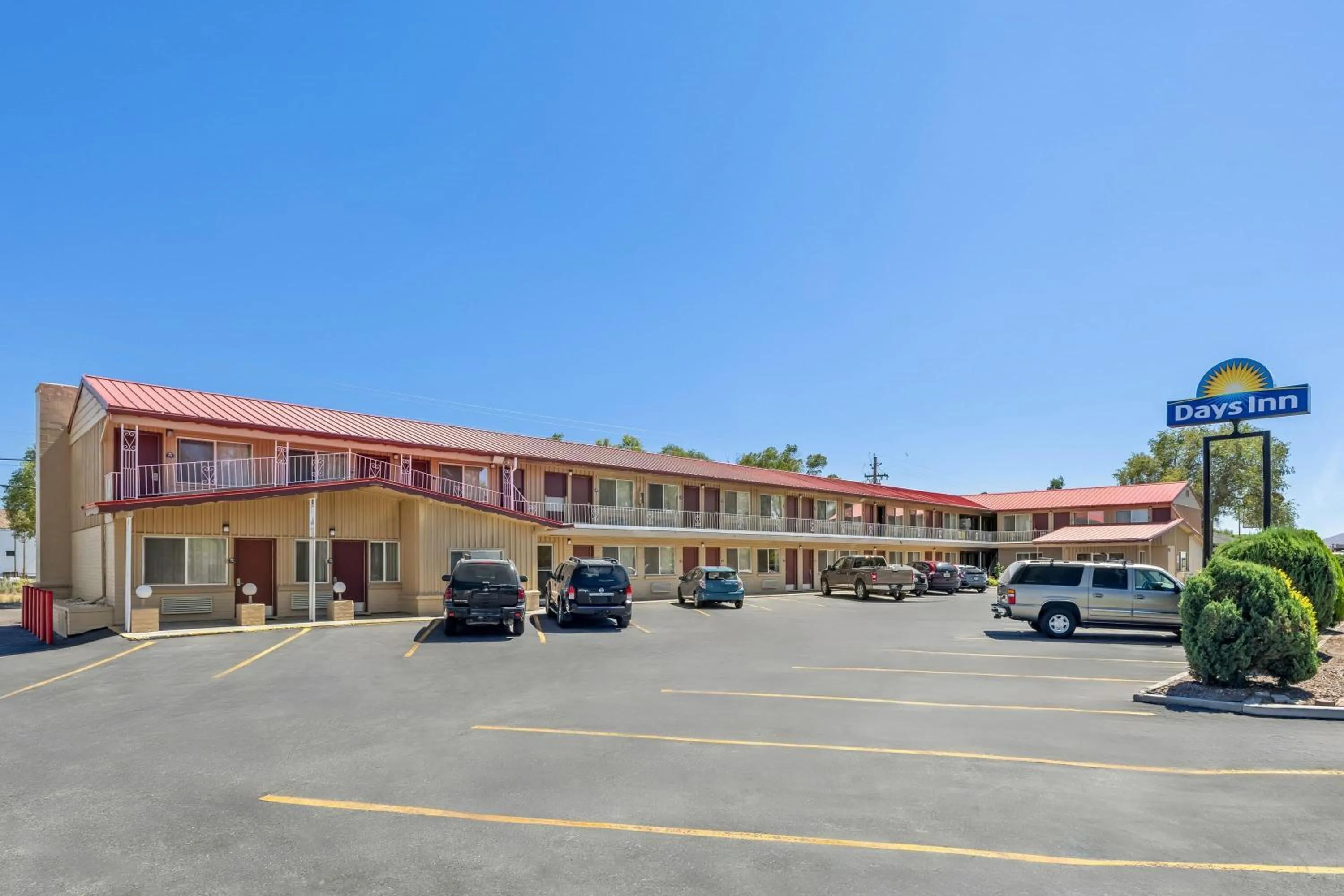 Property building in Days Inn by Wyndham Elko