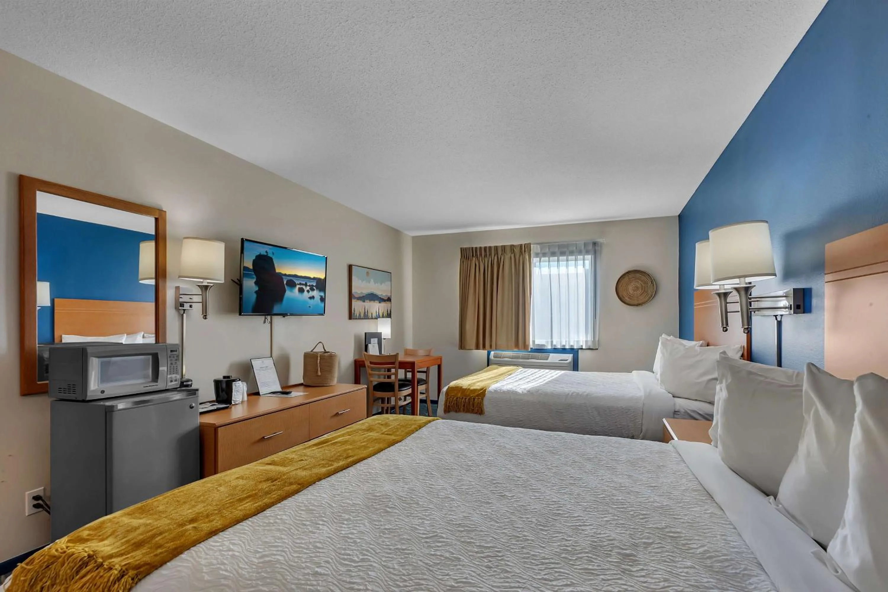 Bedroom, Bed in SureStay Hotel by Best Western Spicer