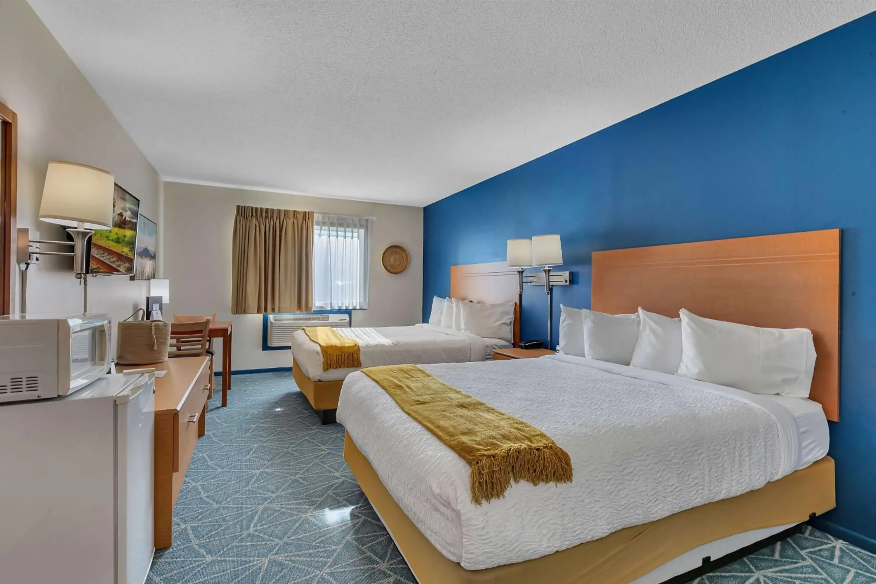 Bedroom in SureStay Hotel by Best Western Spicer Bedroom in SureStay Hotel by Best Western Spicer