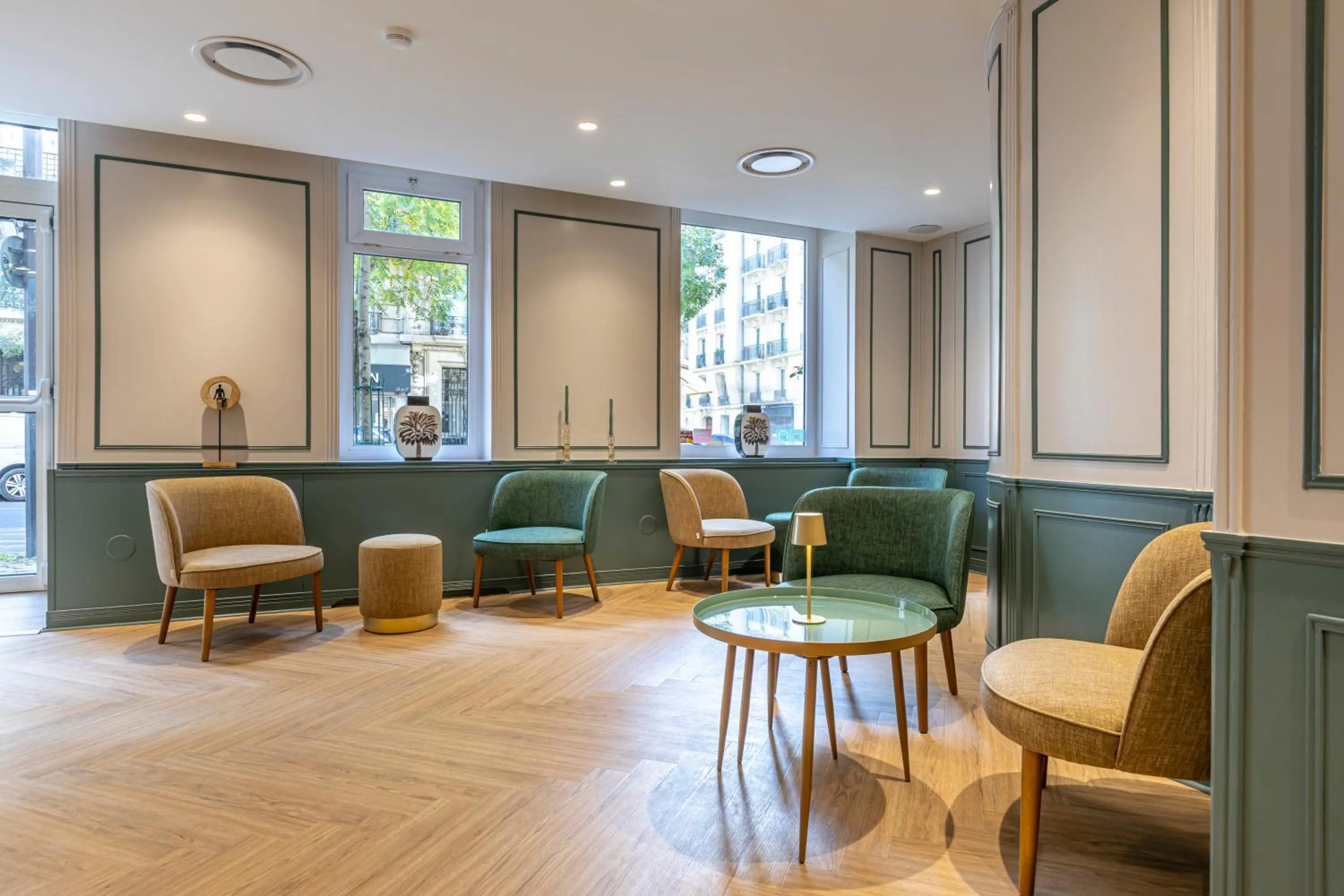 Living room in Hôtel Montcalm