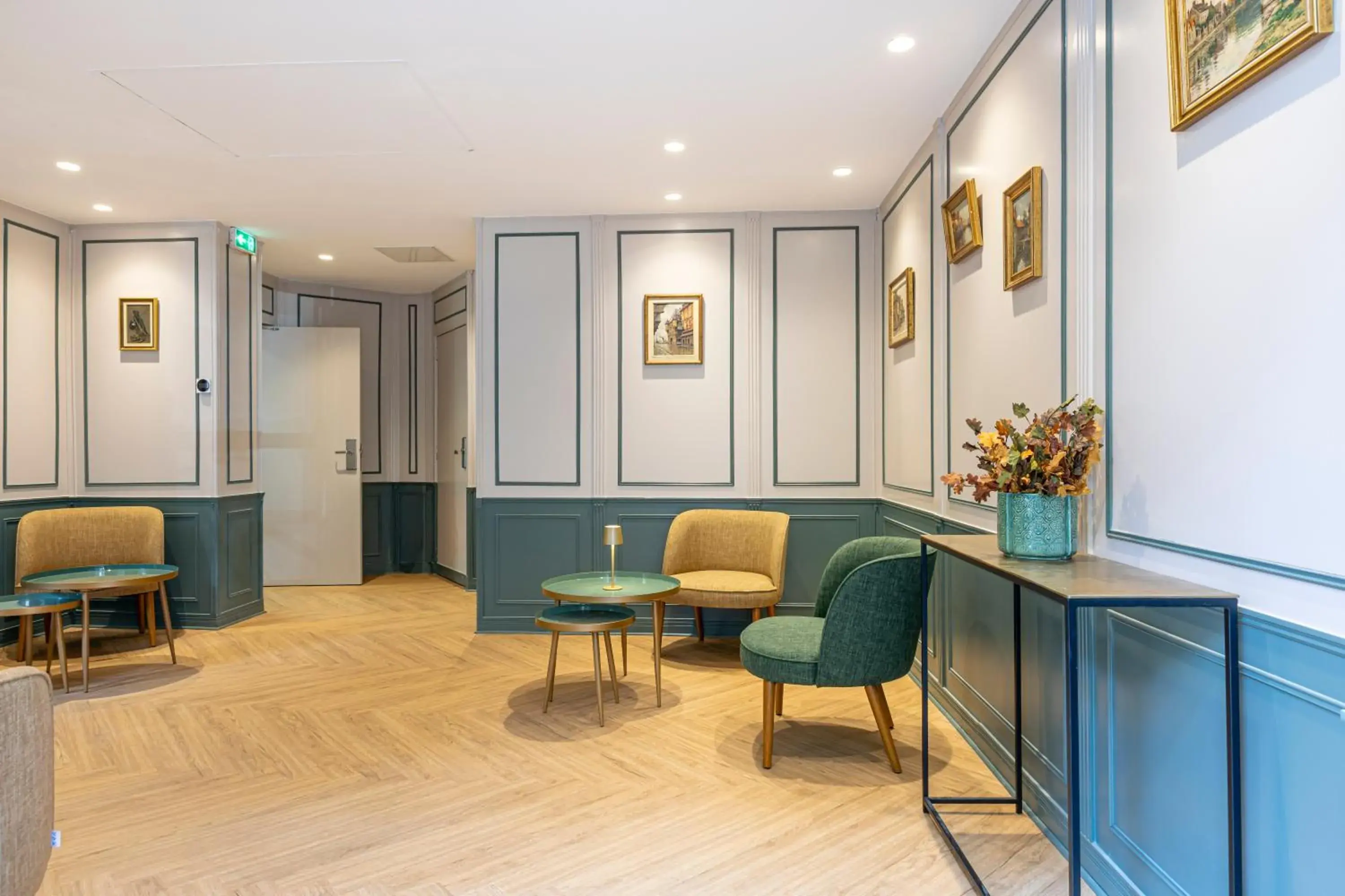 Living room in Hôtel Montcalm Living room in Hôtel Montcalm