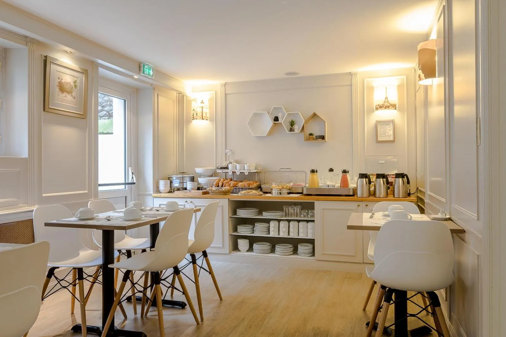 Breakfast in Hôtel Montcalm