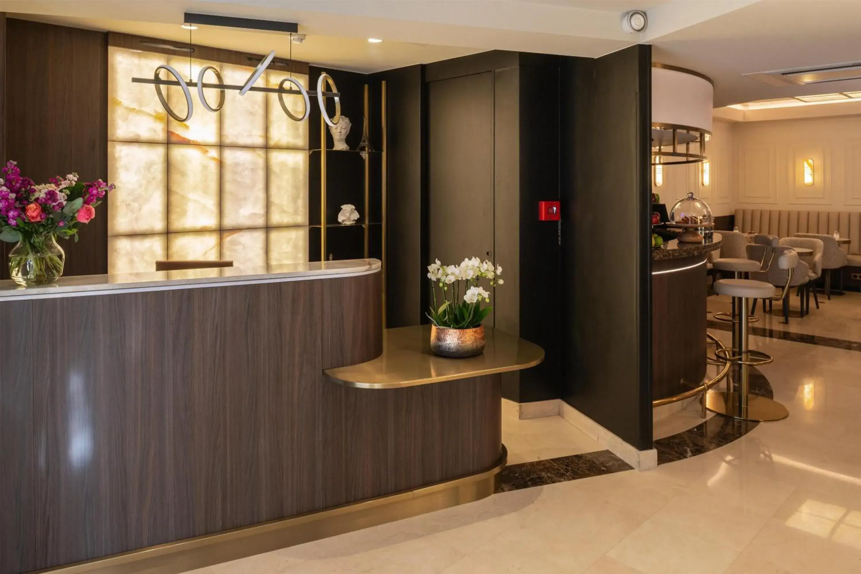 Lobby or reception in Best Western Au Trocadéro Lobby or reception in Best Western Au Trocadéro