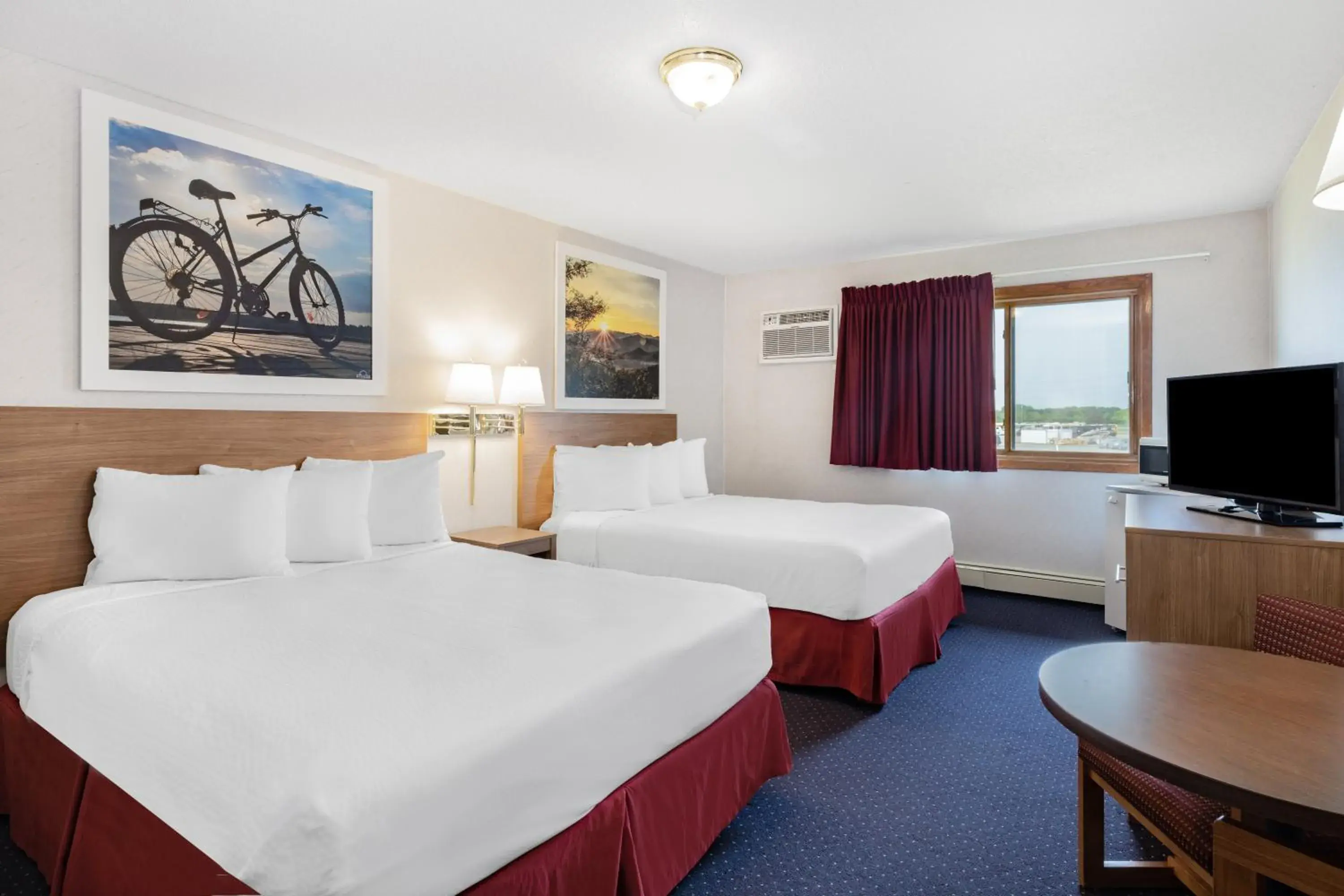 Bedroom, Bed in Days Inn by Wyndham Monticello Bedroom, Bed in Days Inn by Wyndham Monticello