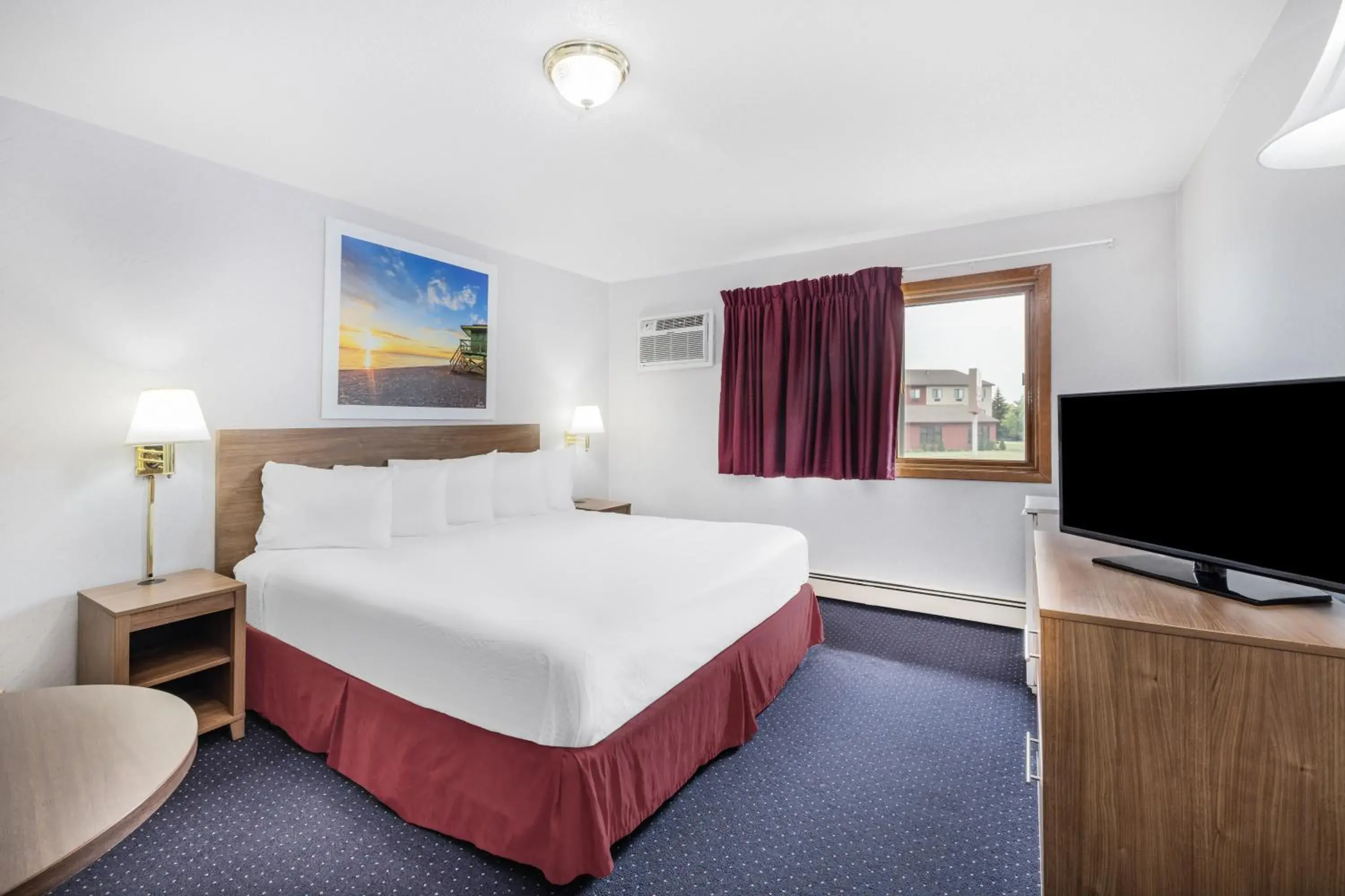 Bed in Days Inn by Wyndham Monticello Bed in Days Inn by Wyndham Monticello