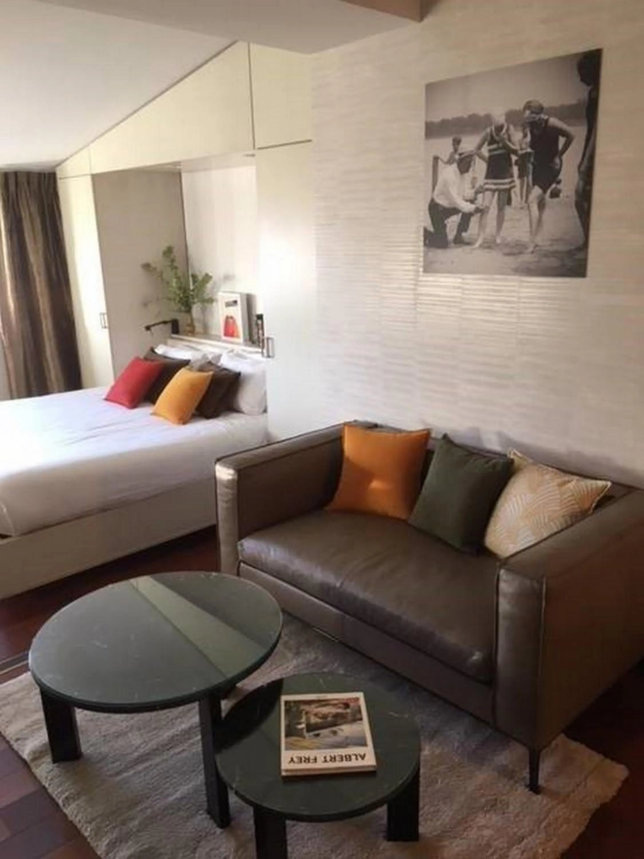 Bed in Hôtel Cannes Centre Univers