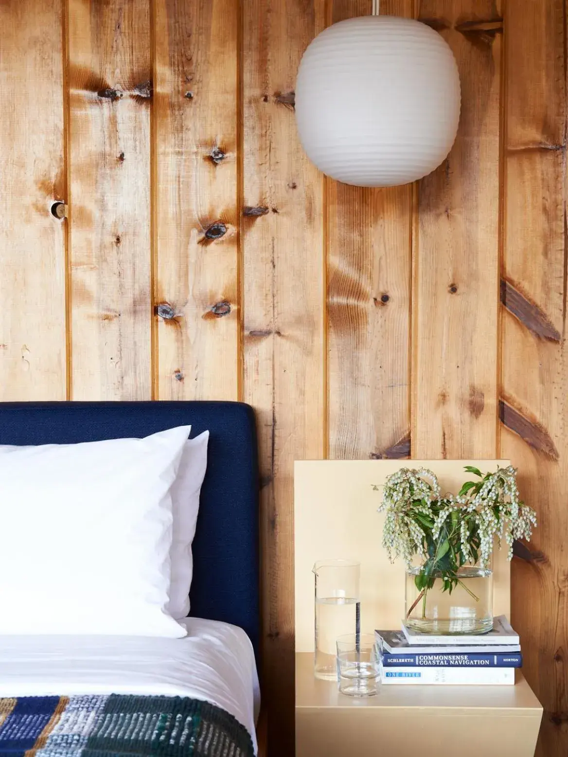 Bed in Captain Whidbey Bed in Captain Whidbey